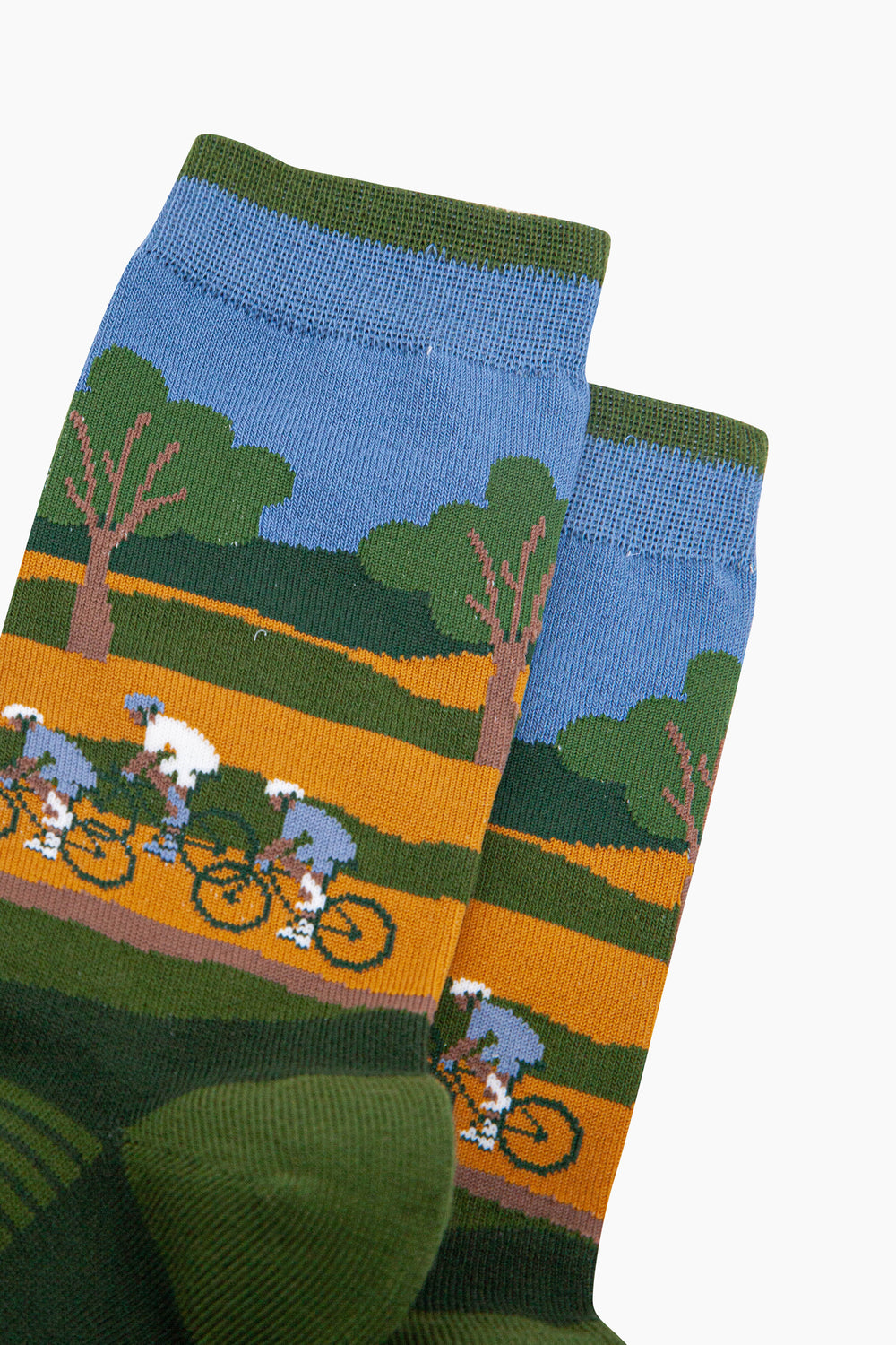 Summer-Cycling-Bamboo-Socks-in-Green-Closeup