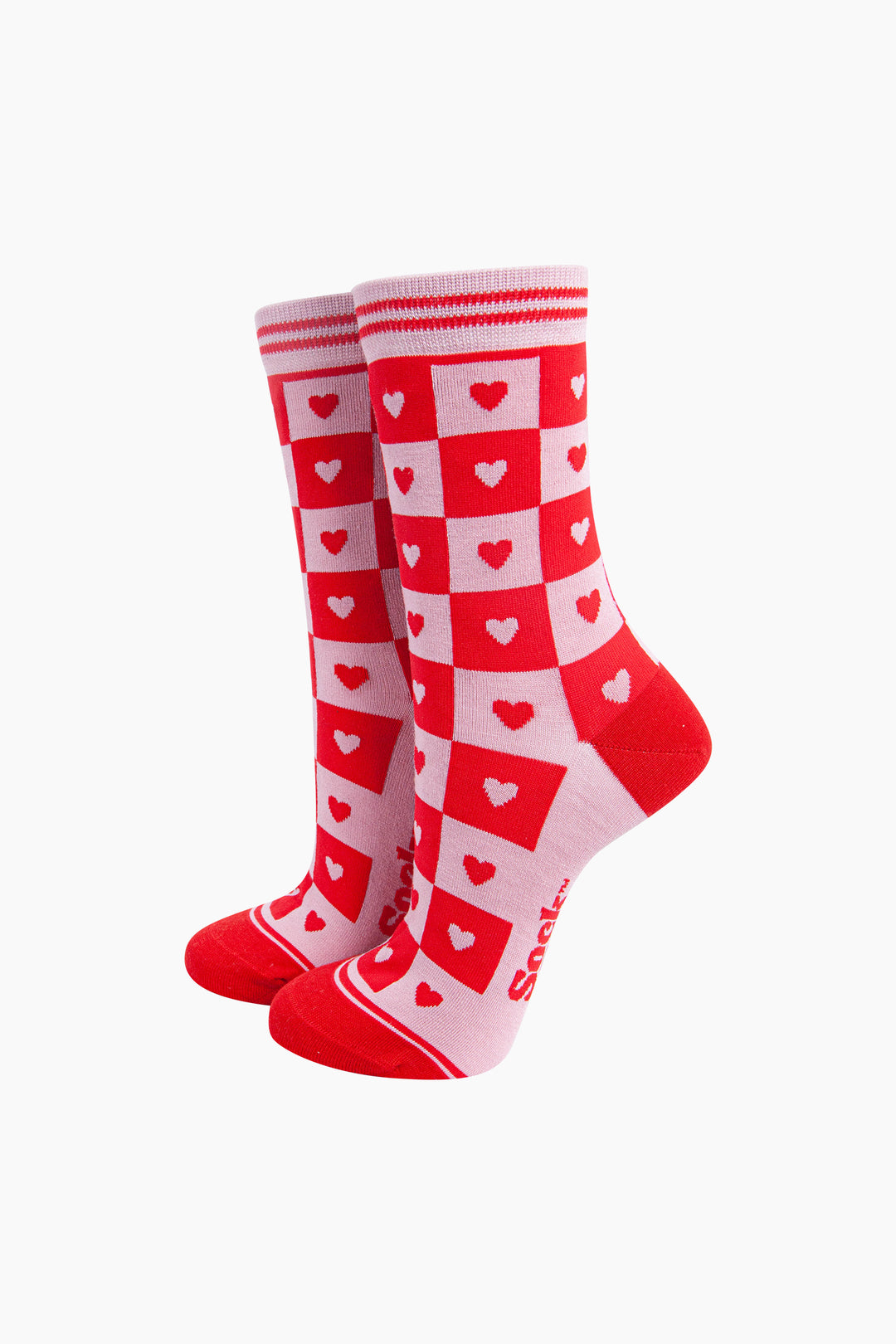 Heart-Checkerboard-Bamboo-Socks-in-Pink/Red-Mannequin
