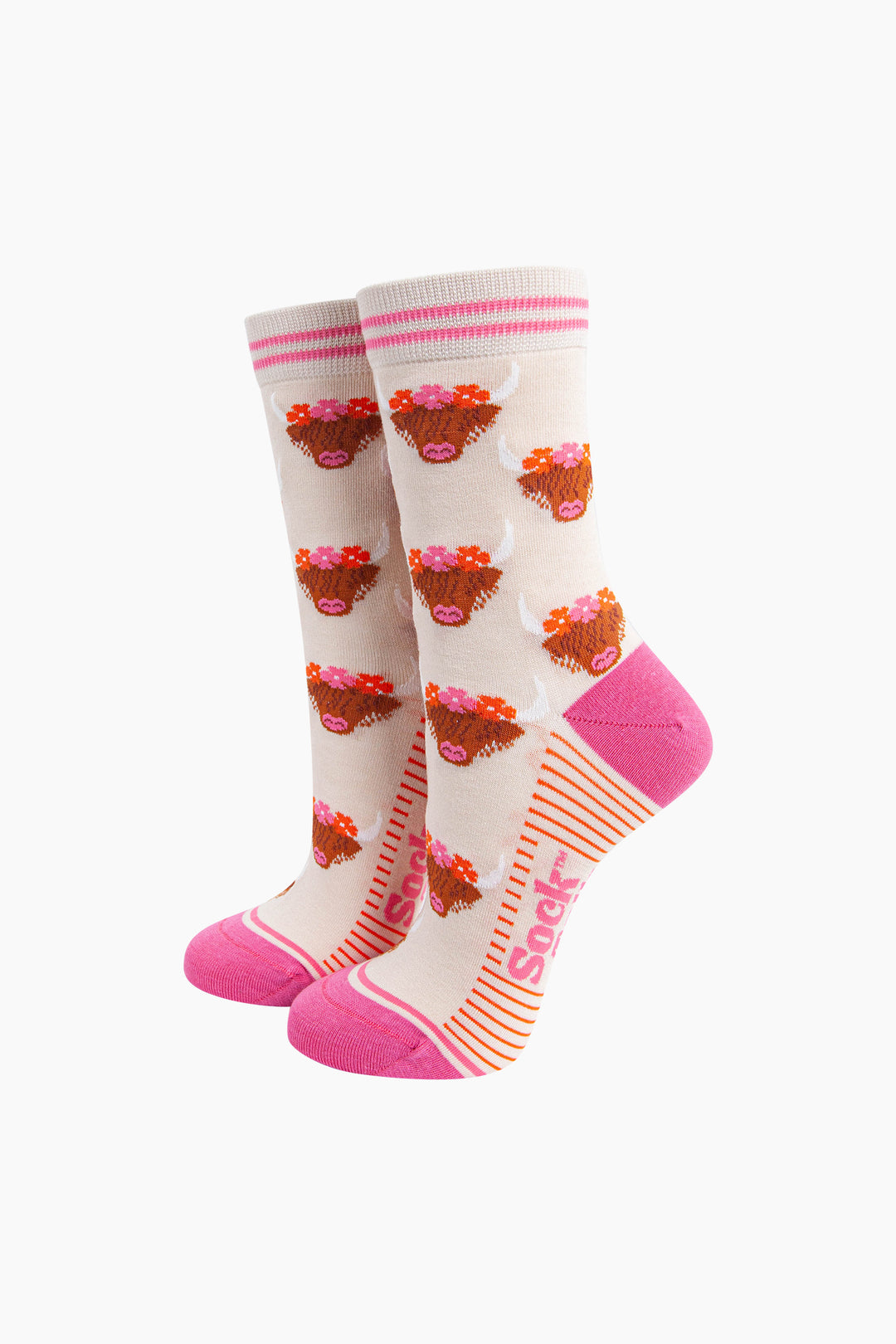 Floral-Crown-Highland-Cow-Bamboo-Socks-in-Cream-mannequin