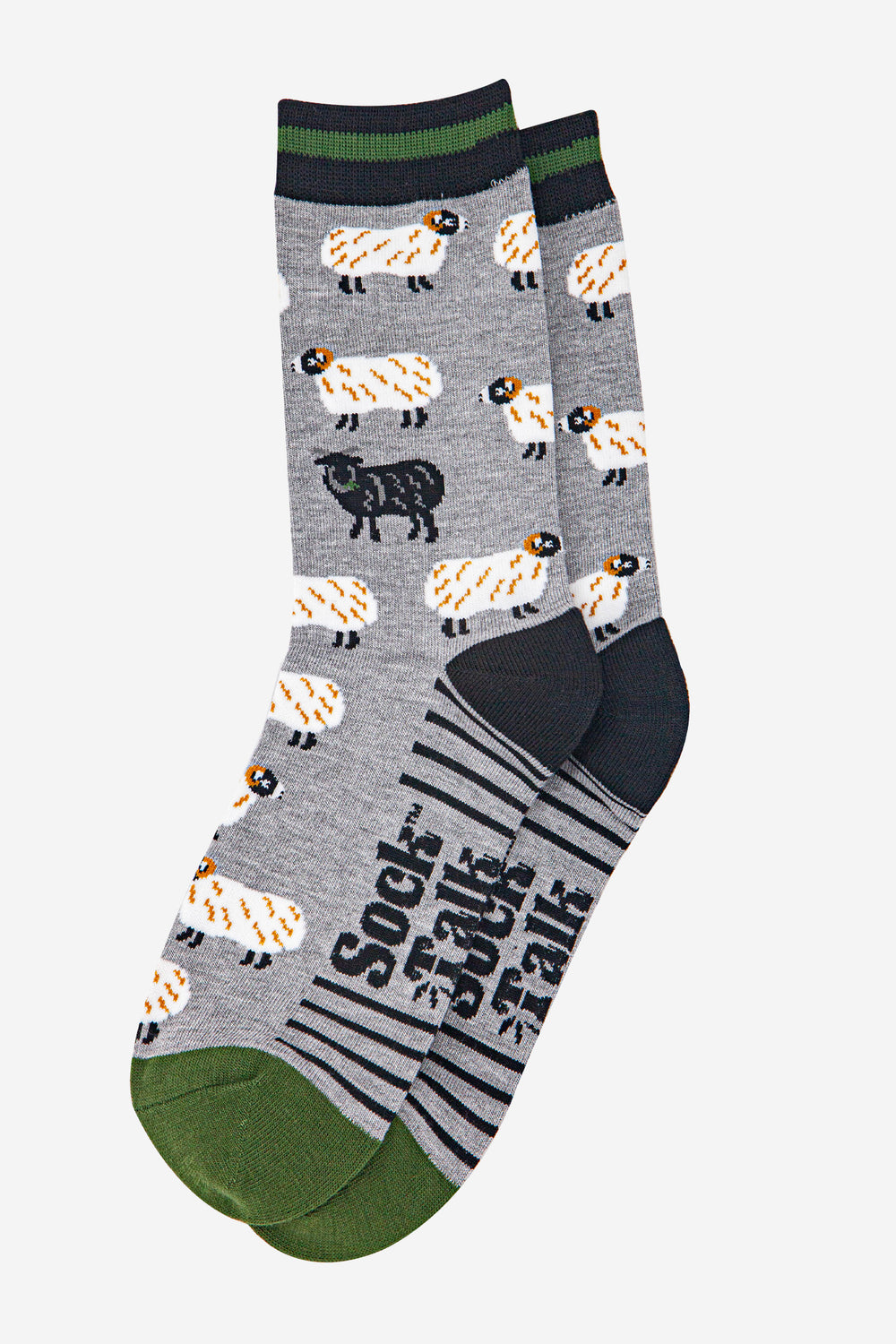 mens-bamboo-socks-grey-marl-green-black-sheep-laying-flat