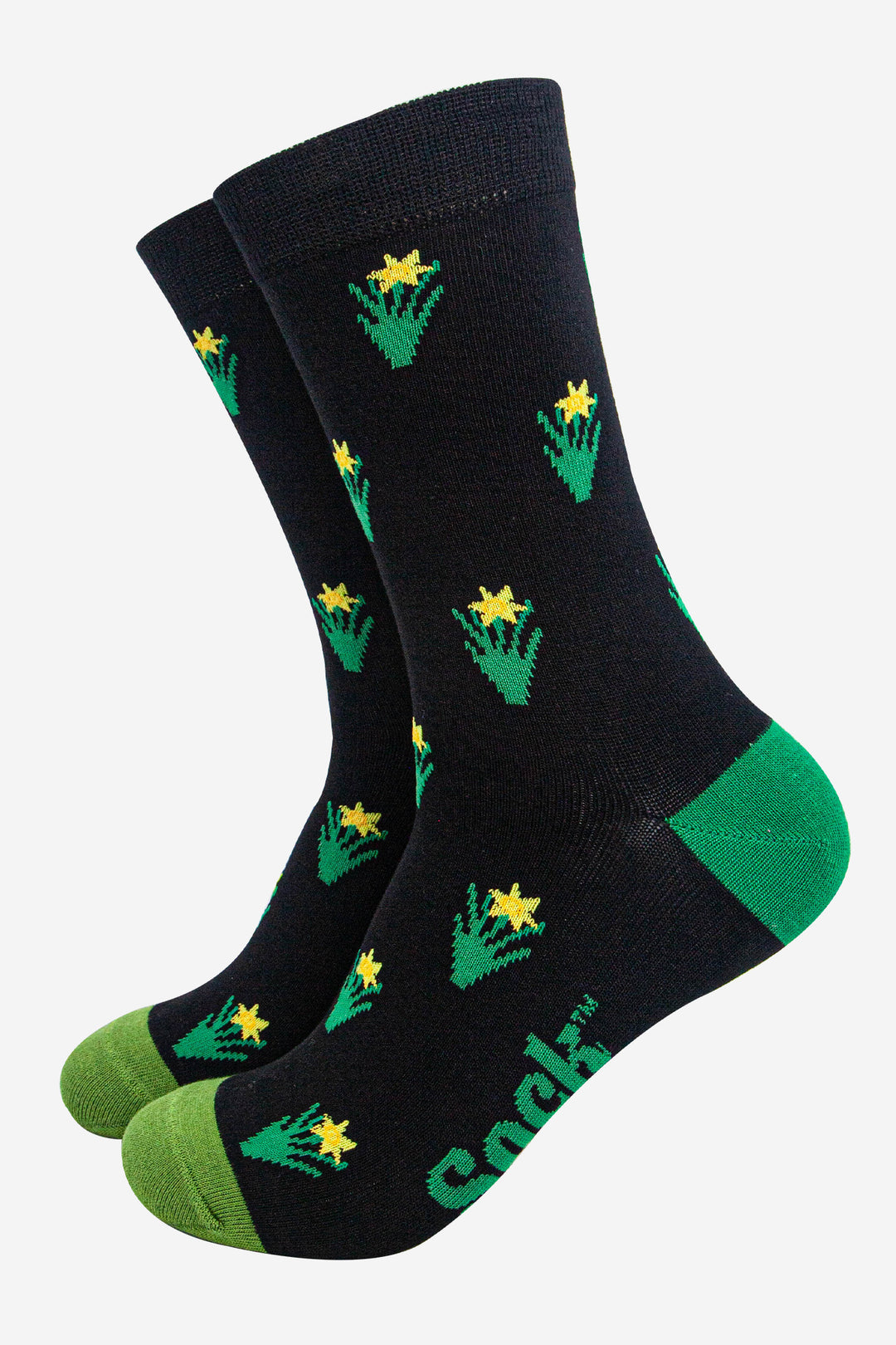 mens-bamboo-socks-black-daffodil-flowers