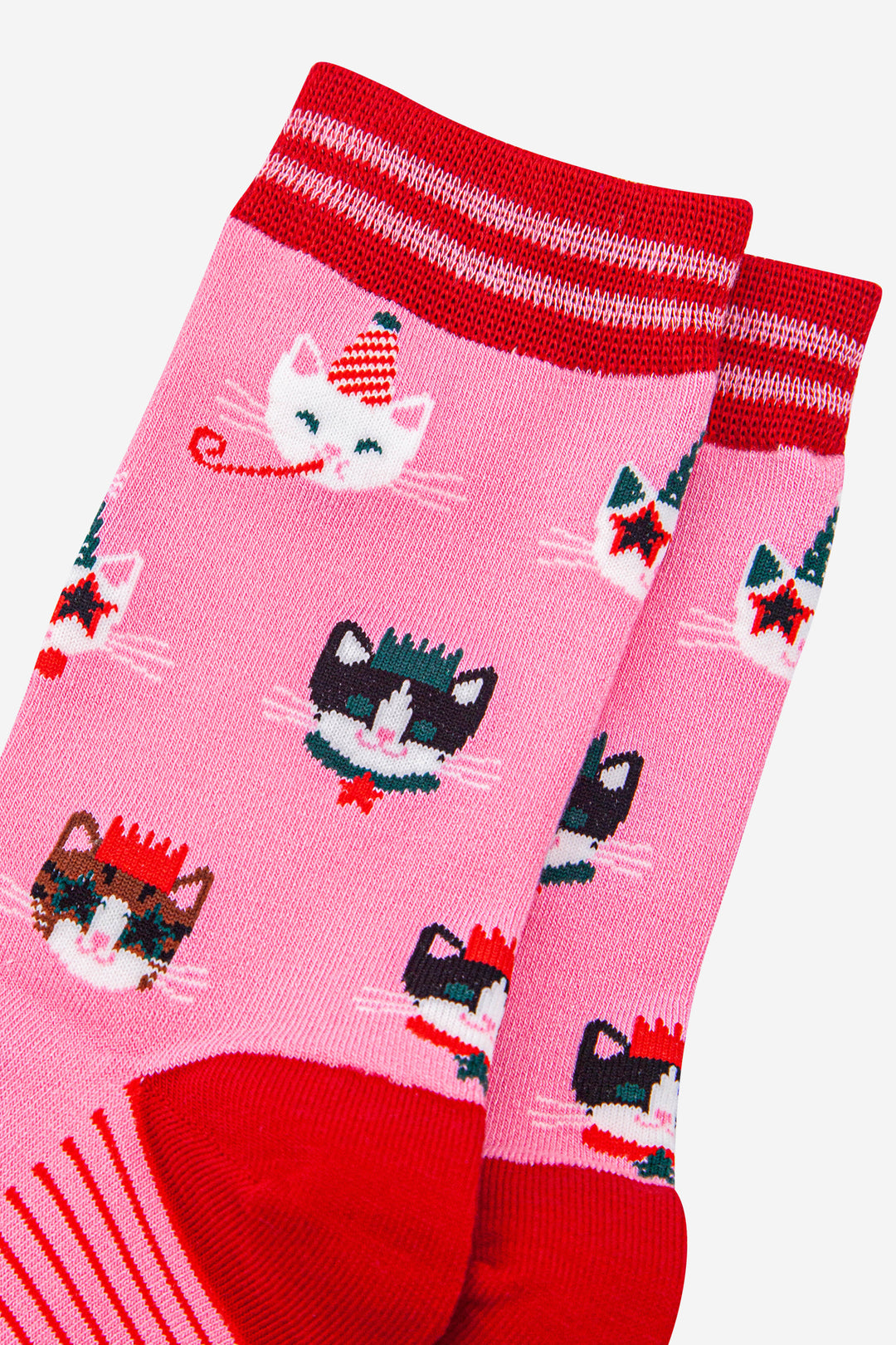 womens-bamboo-socks-hot-pink-red-party-cats-close-up