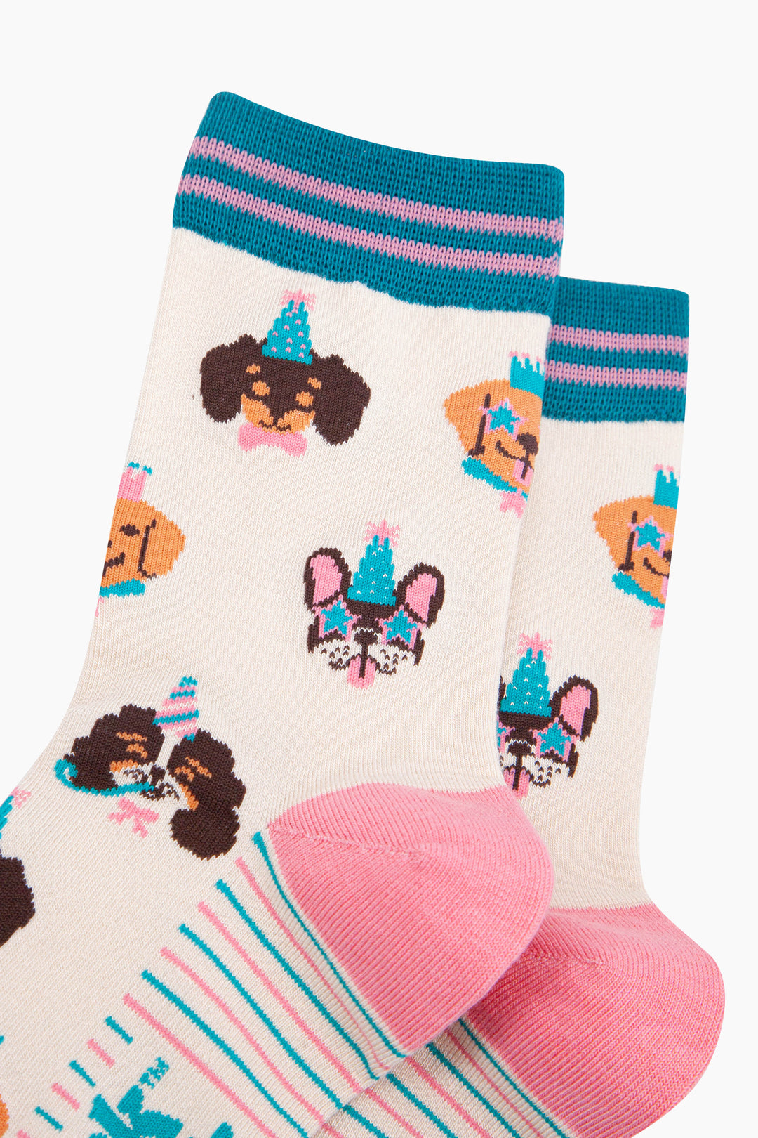 Party-Dogs-Bamboo-Socks-in-Cream-Close-Up