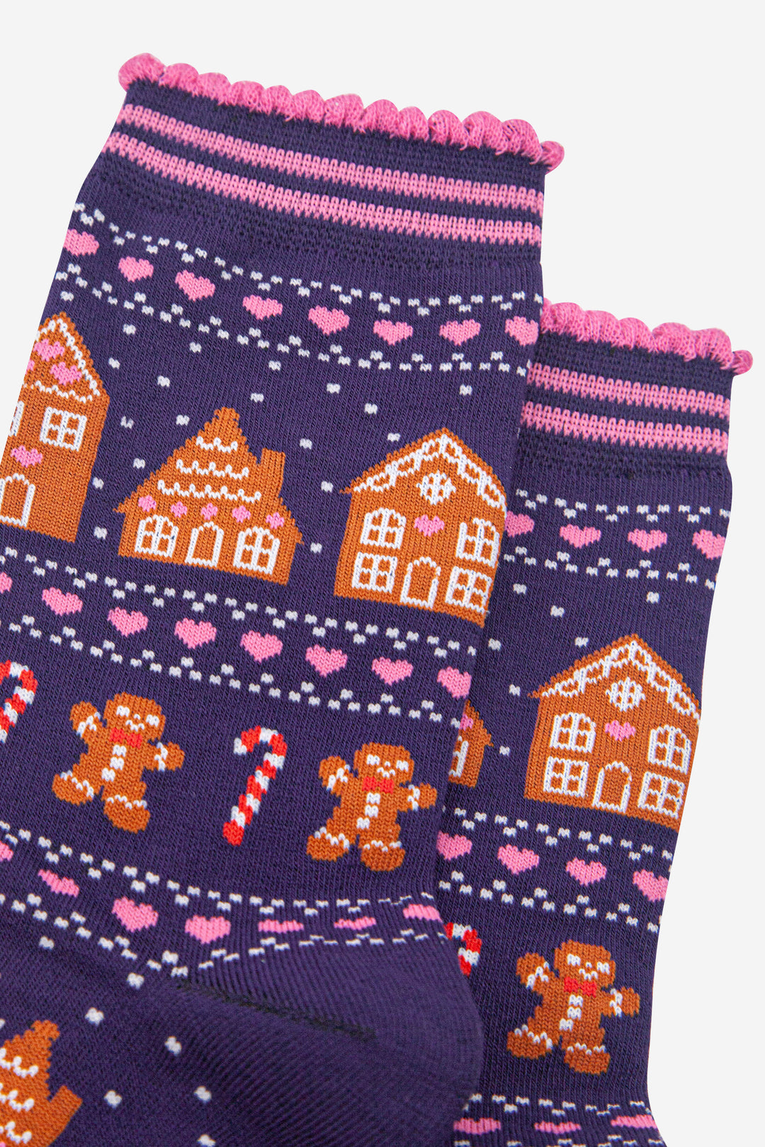 womens-bamboo-socks-navy-blue-red-gingerbread-fair-isle-close-up