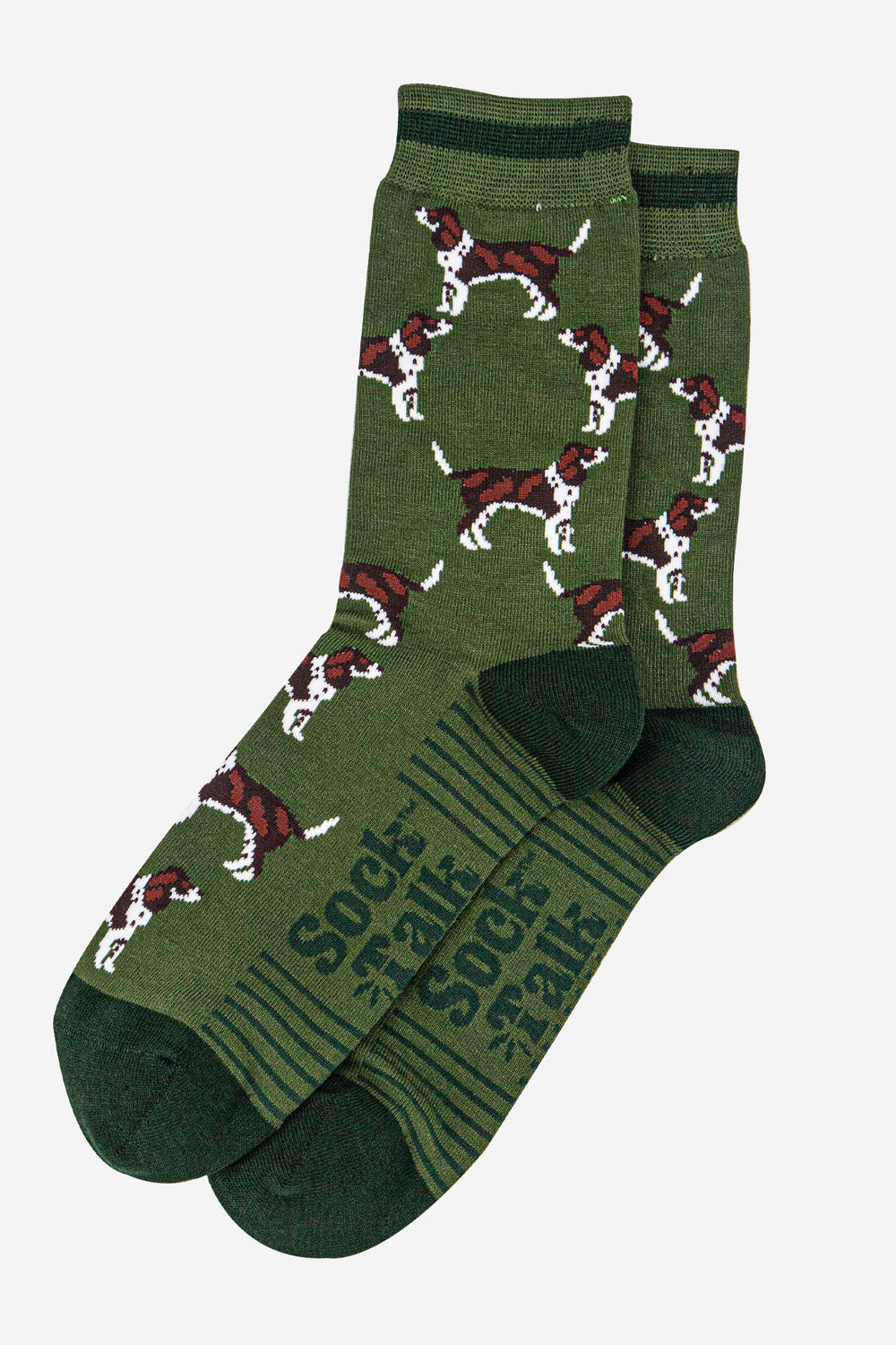 mens-bamboo-socks-khaki-dark-green-cocker-spaniel-laying-flat