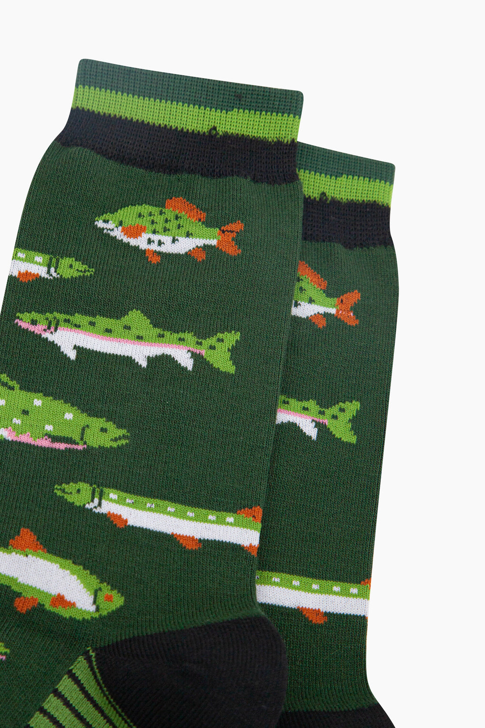 River-Fishing-Bamboo-Socks-in-Green-Mannequin-Closeup