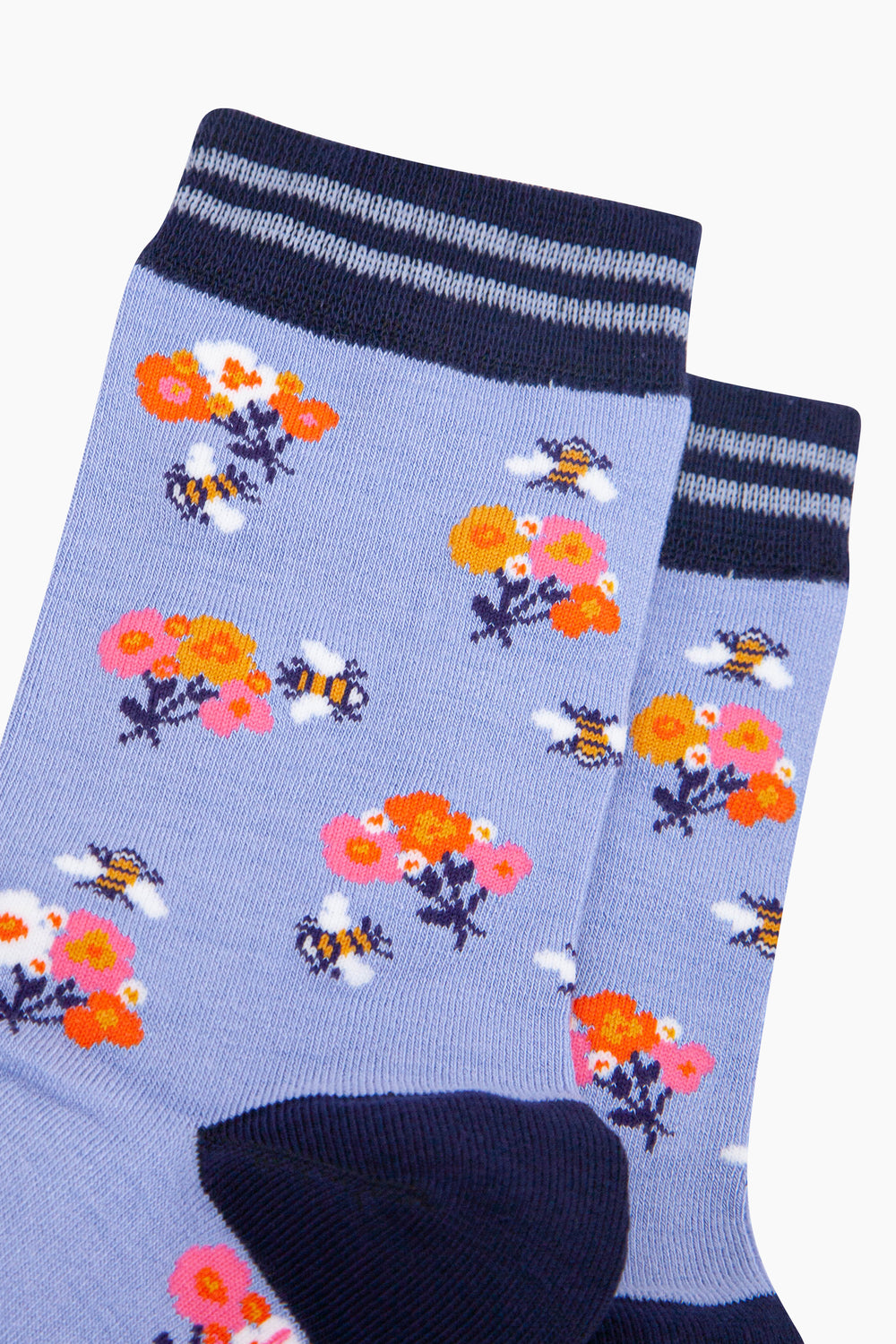 Bees-Floral-Posy-Bamboo-Socks-in-Blue-Close-Up
