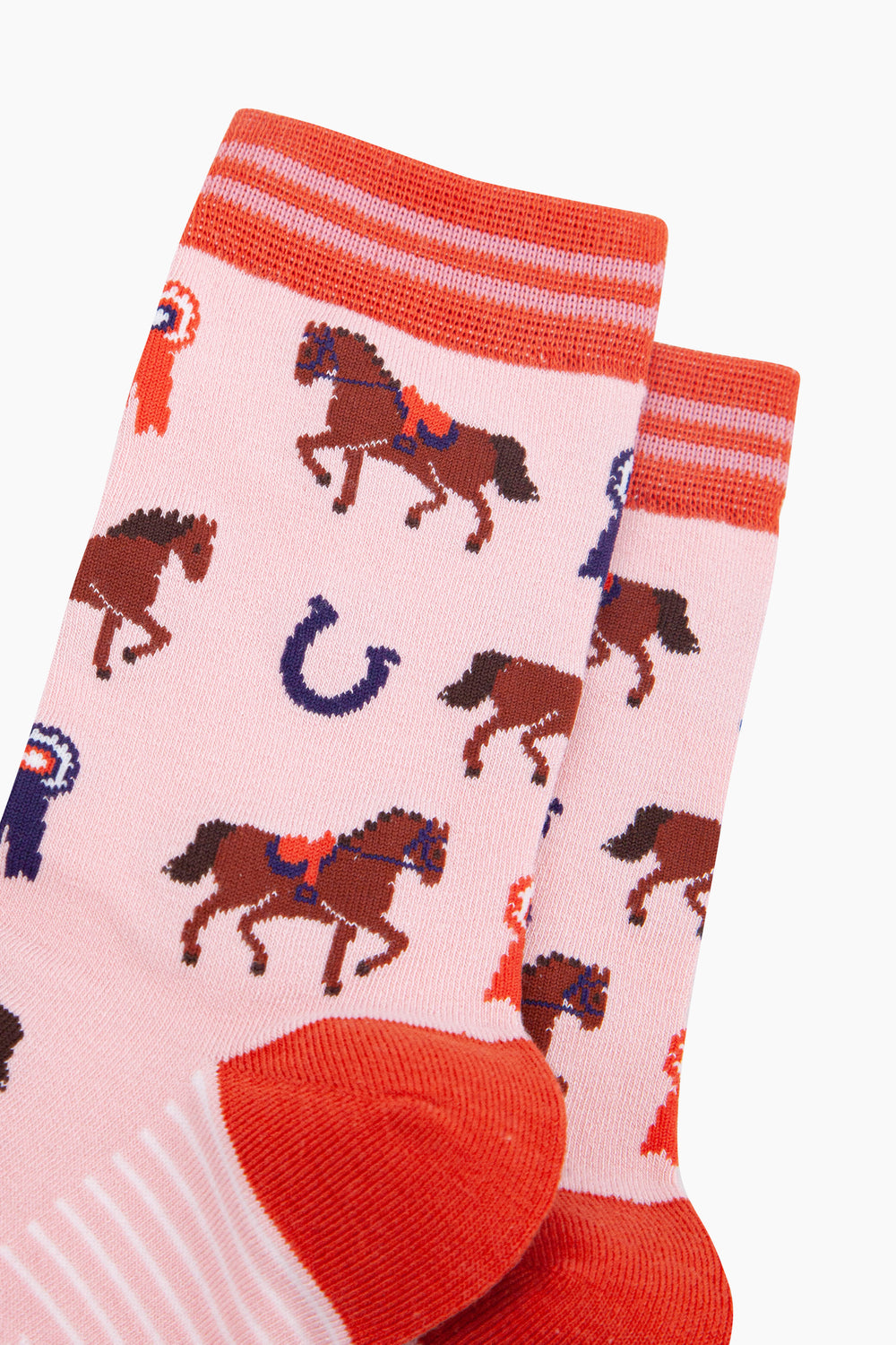 Horse-Riding-Bamboo-Socks-in-Pink-Close-Up