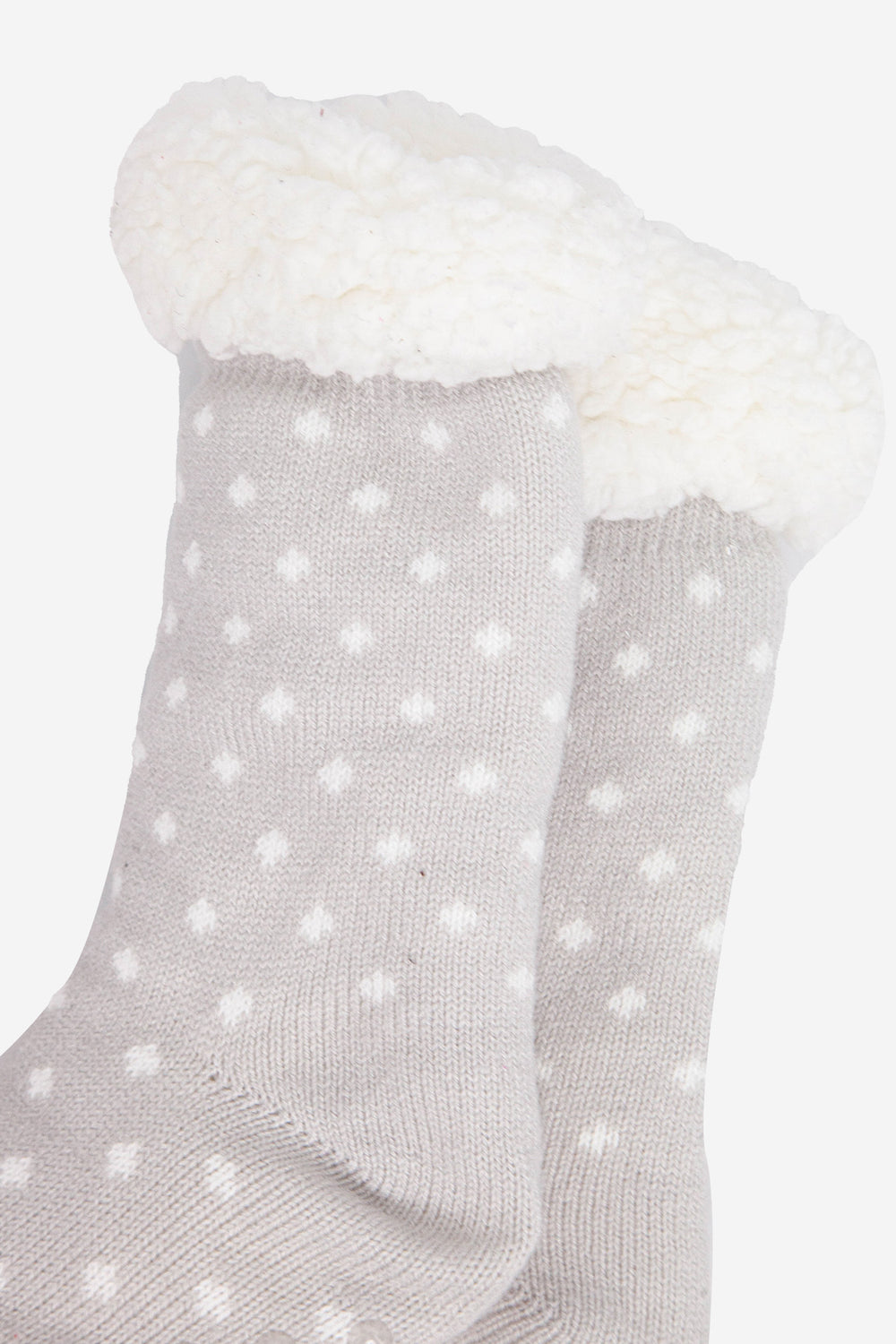 womens-long-slipper-socks-light-grey-spot-close-up-fleecey-lining