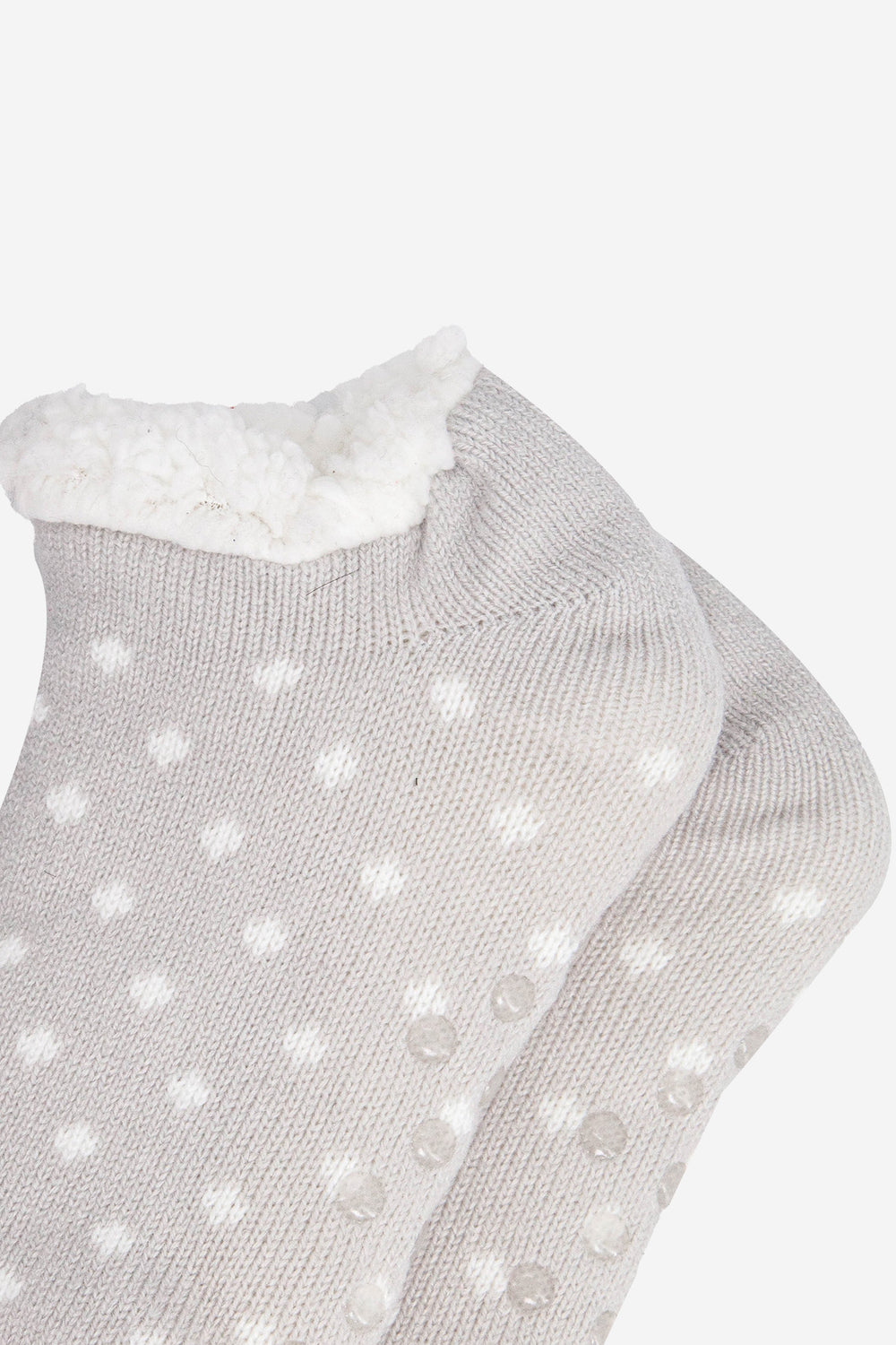 womens-short-slipper-socks-light-grey-spot-close-up-fluffy-lining