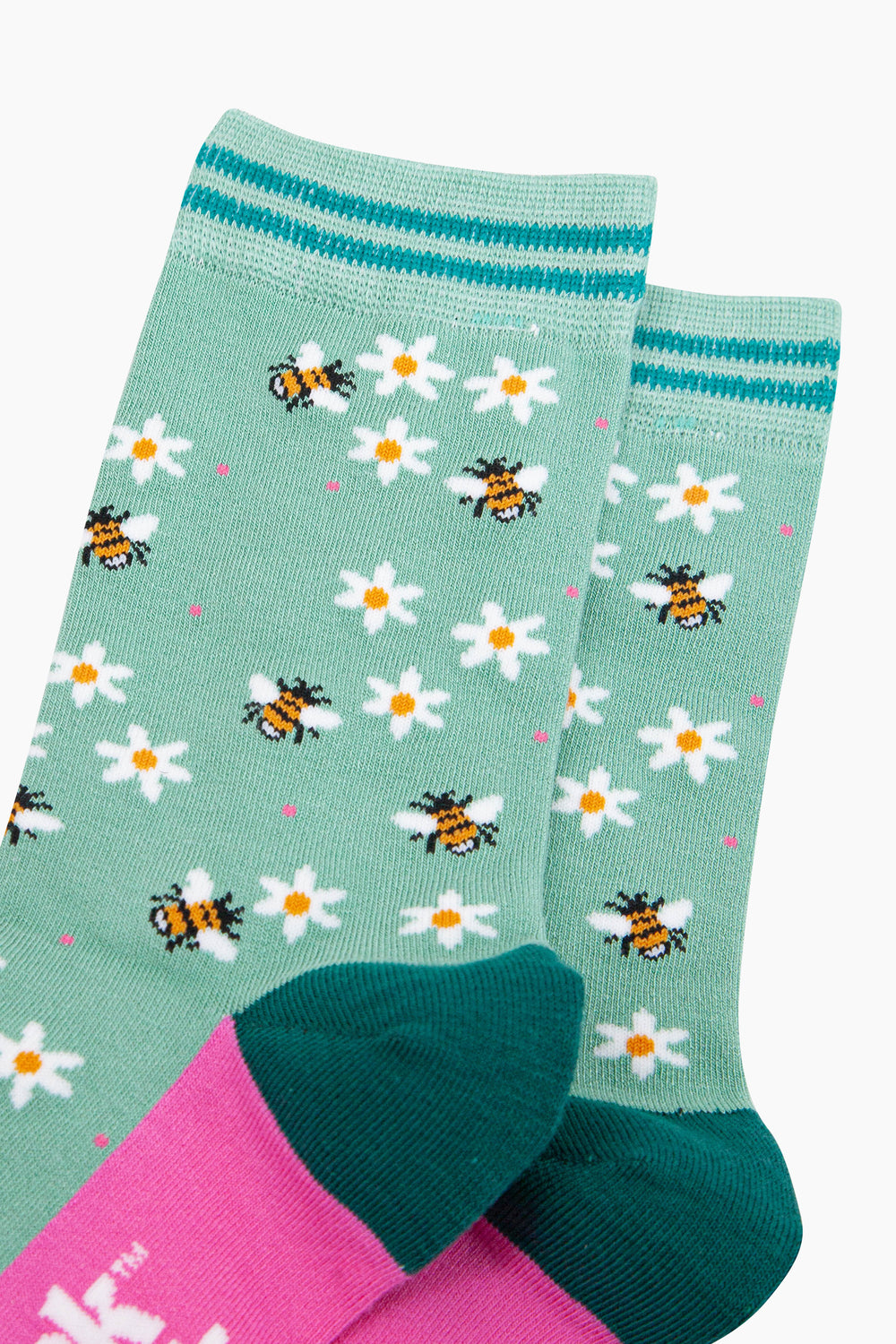 Busy-Bees-Floral-Bamboo-Socks-in-Green-Close-Up