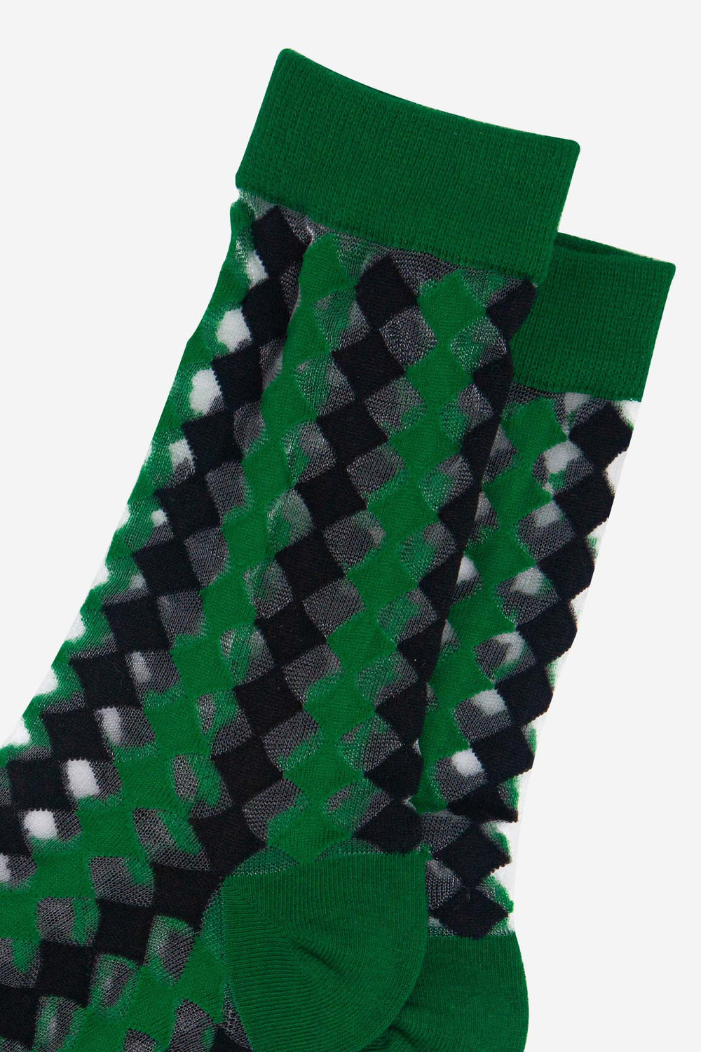 womens-sheer-ankle-socks-green-black-diamond-close-up