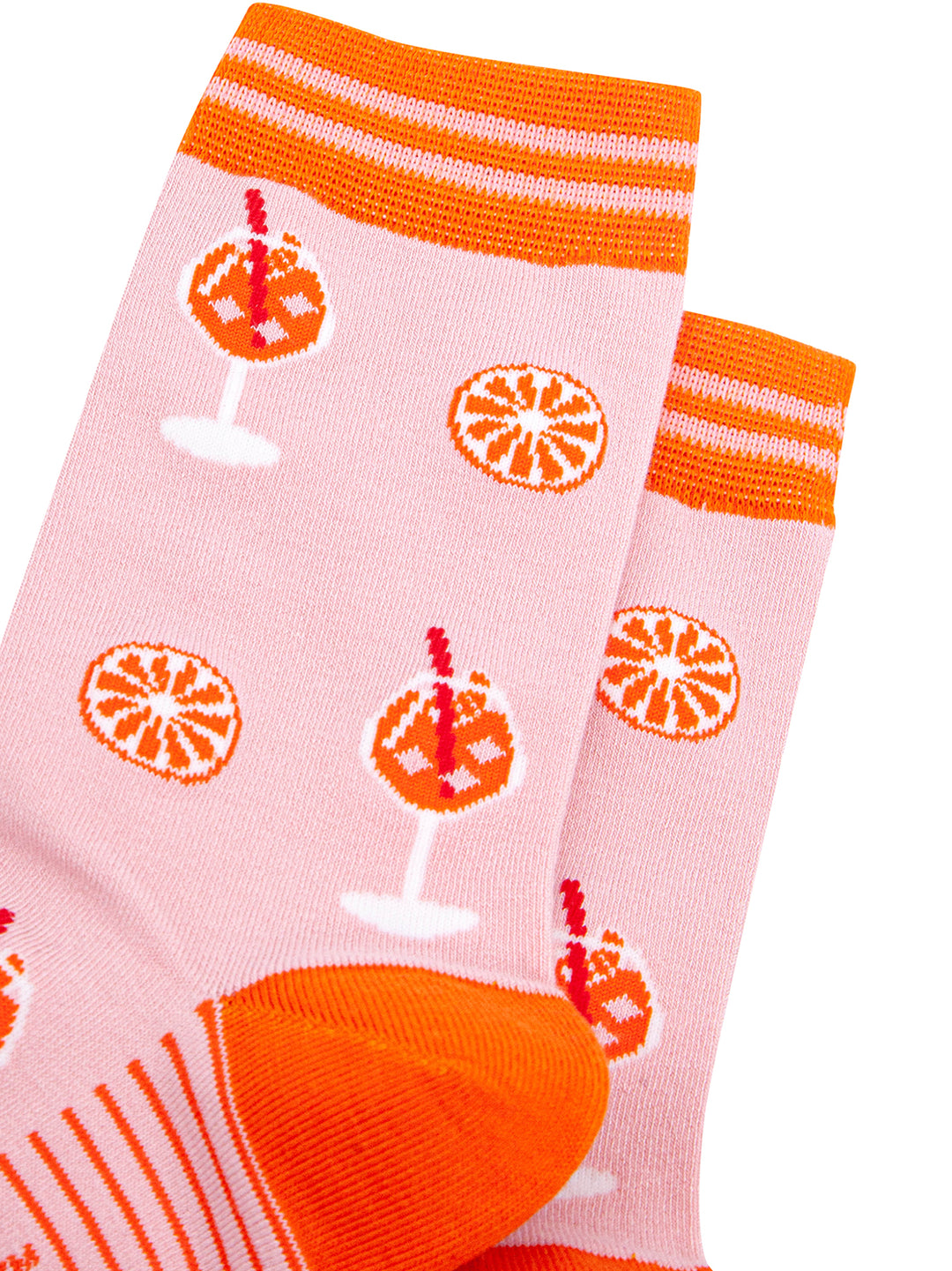 Aperitivo-Spritz-Bamboo-Socks-in-Pink-Closeup