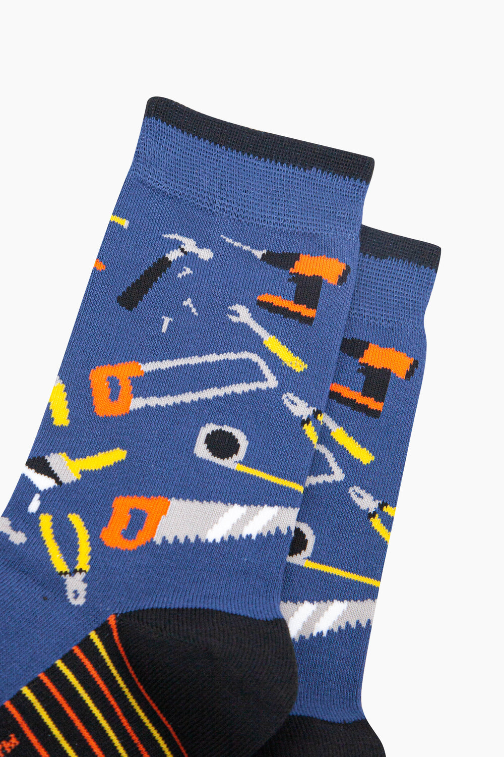 DIY-Tools-Bamboo-Socks-in-Blue-Closeup