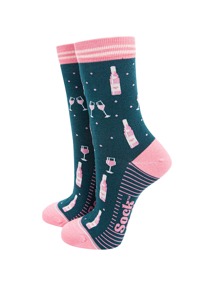 4-Pair-Christmas-Bamboo-Crew-Socks-Festive-Gift-Set-in-Pink/Green