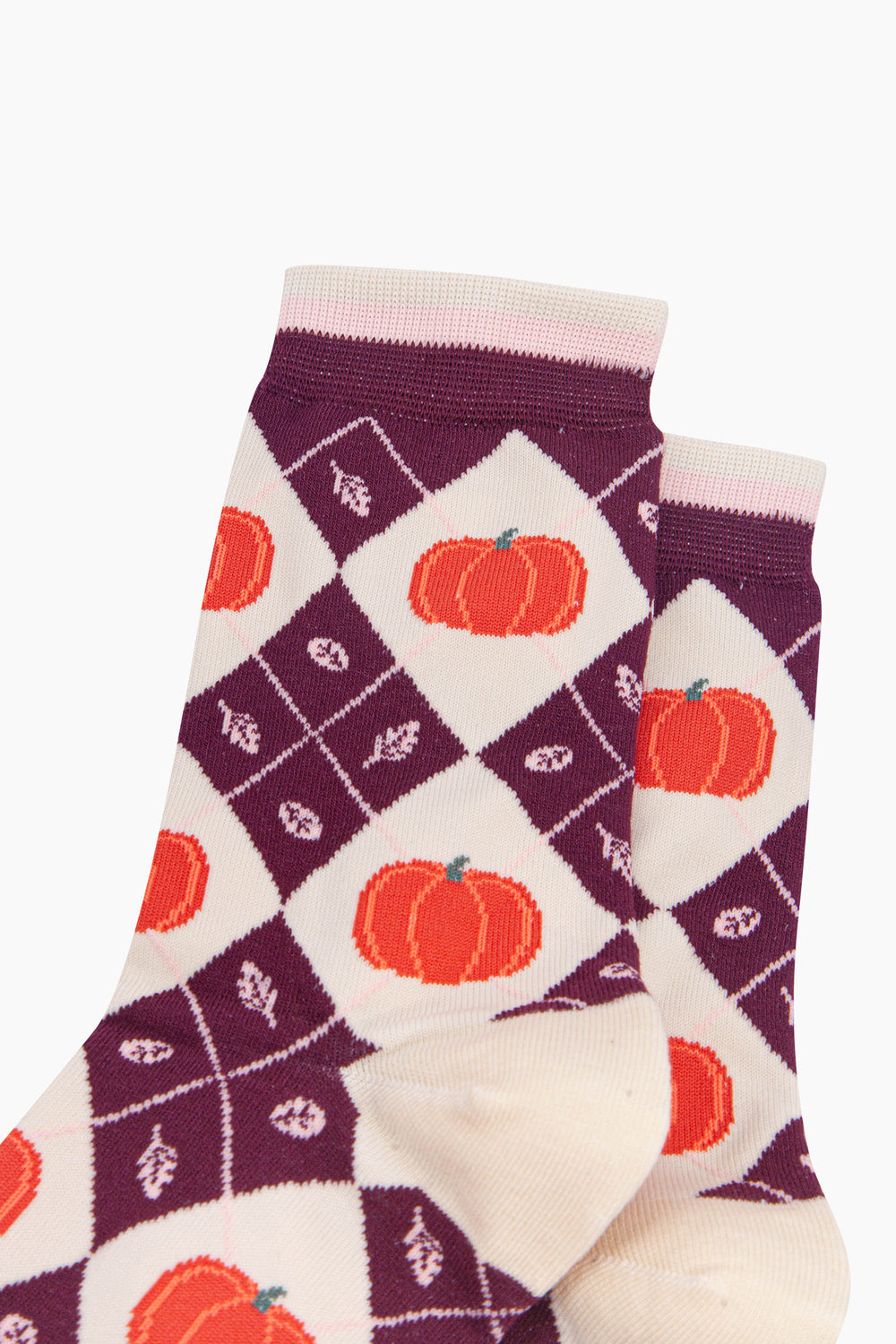 Pumpkin-Women's-Bamboo-Socks-in-Burgundy/Cream-Close-Up