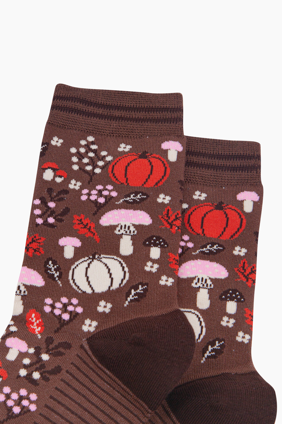 Pumpkin-Floral-Women's-Bamboo-Socks-in-Brown-Close-Up