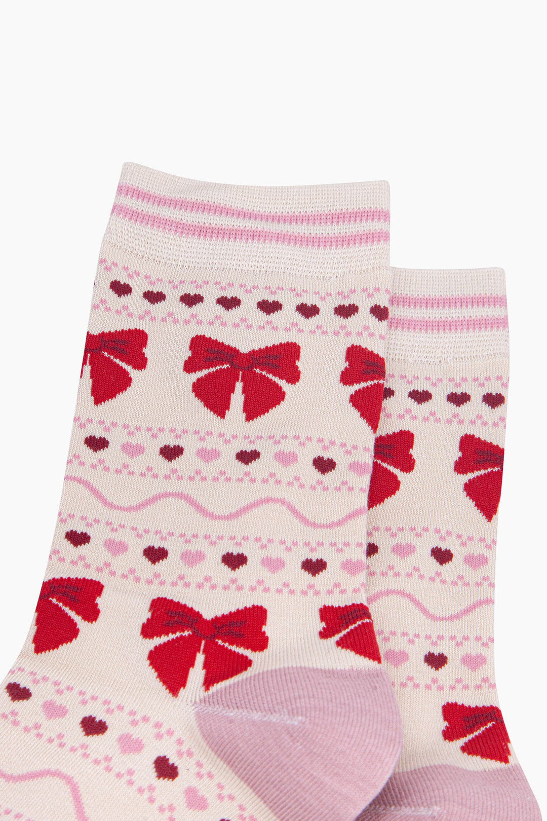 Bow-Fair-Isle-Women's-Bamboo-Socks-in-Cream-Close-Up