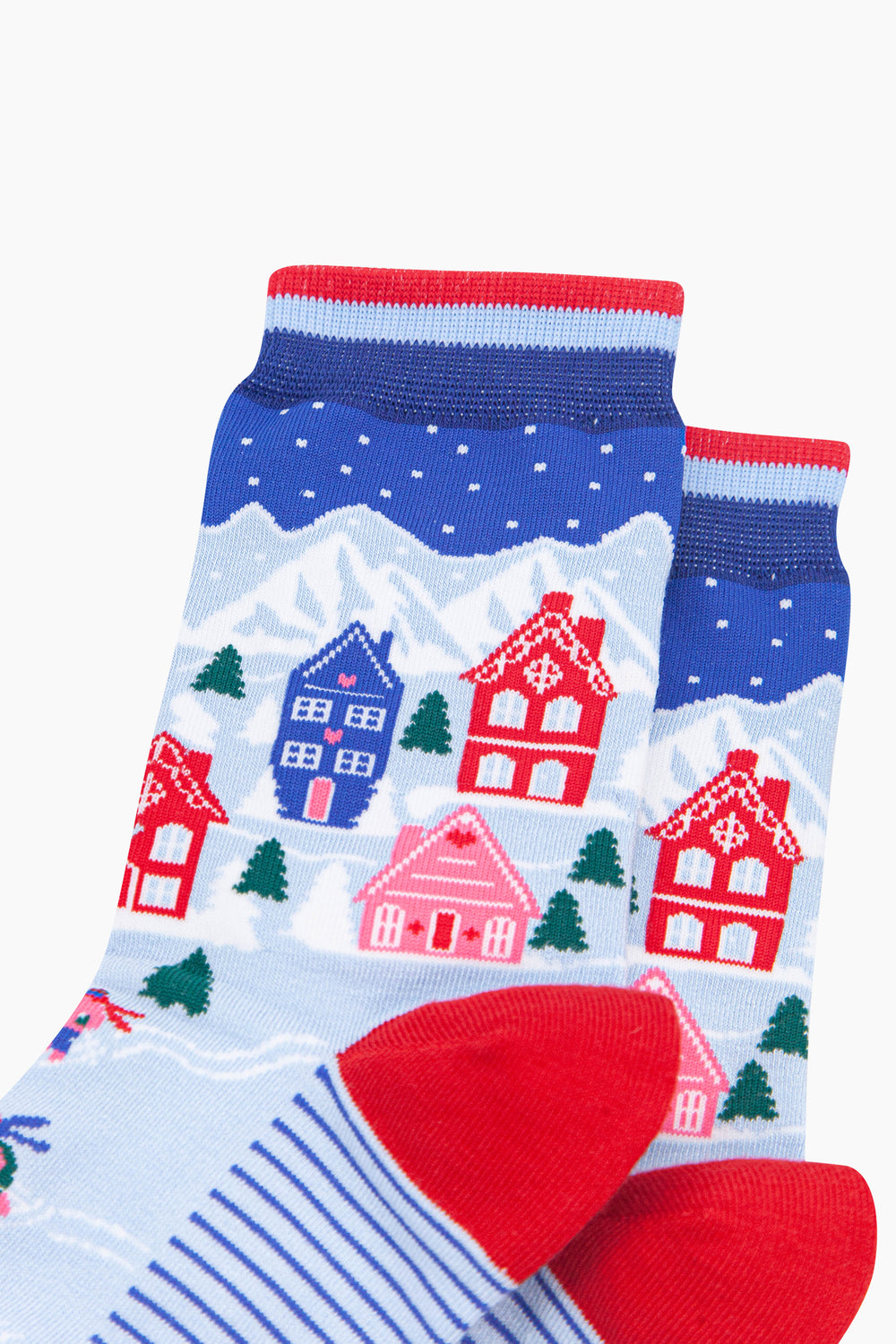 Ski-Chalet-Women's-Bamboo-Socks-in-Icy-Blue-Close-Up