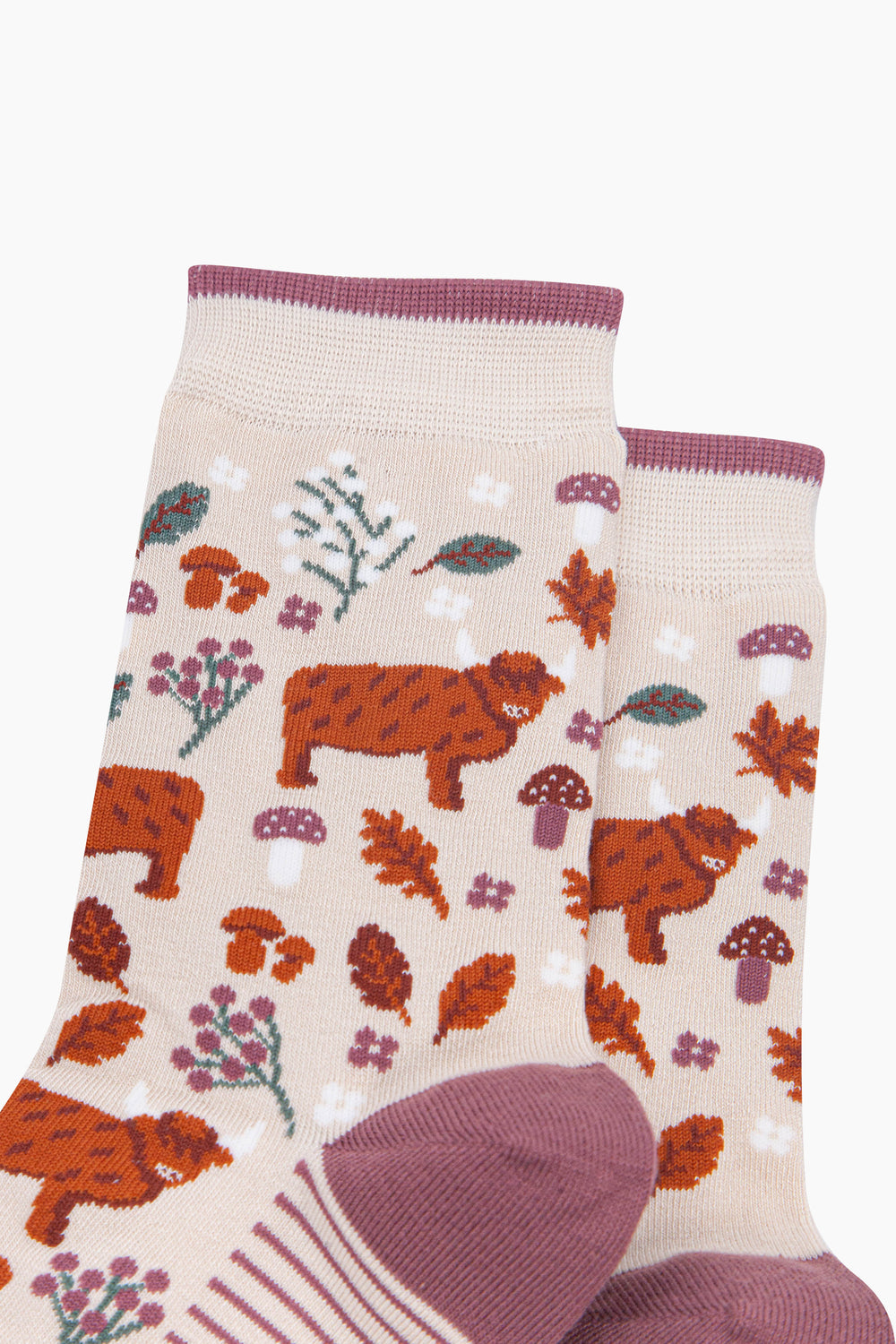 Highland-Cow-Floral-Women's-Bamboo-Socks-in-Cream-Close-Up