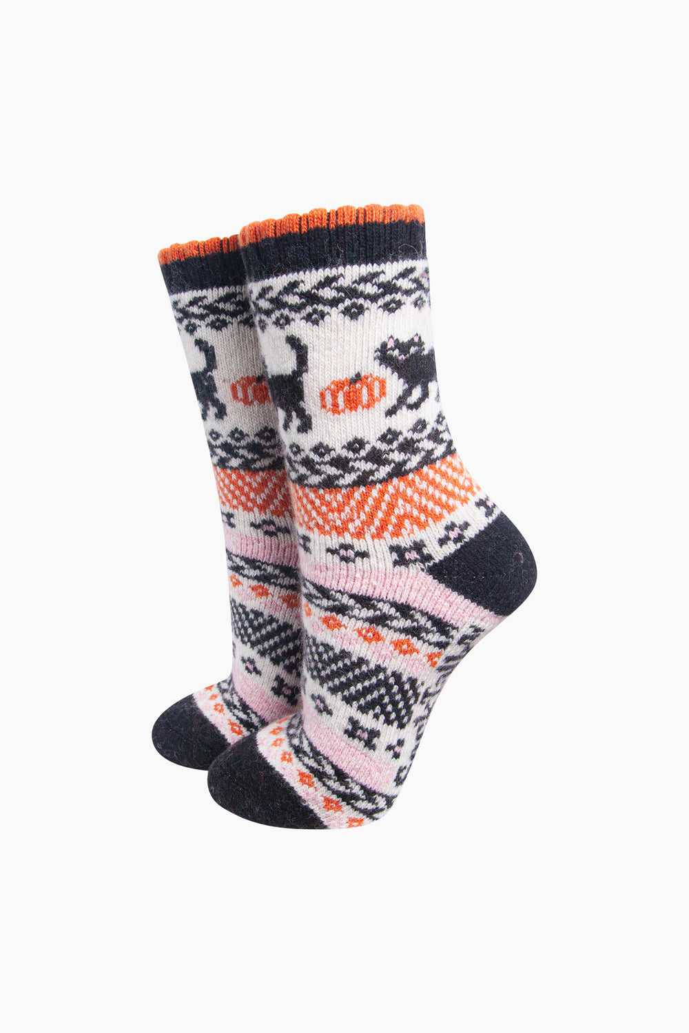 Black-Cat-&-Pumpkin-Patterned-Wool-Socks-in-Cream-On-Mannequin