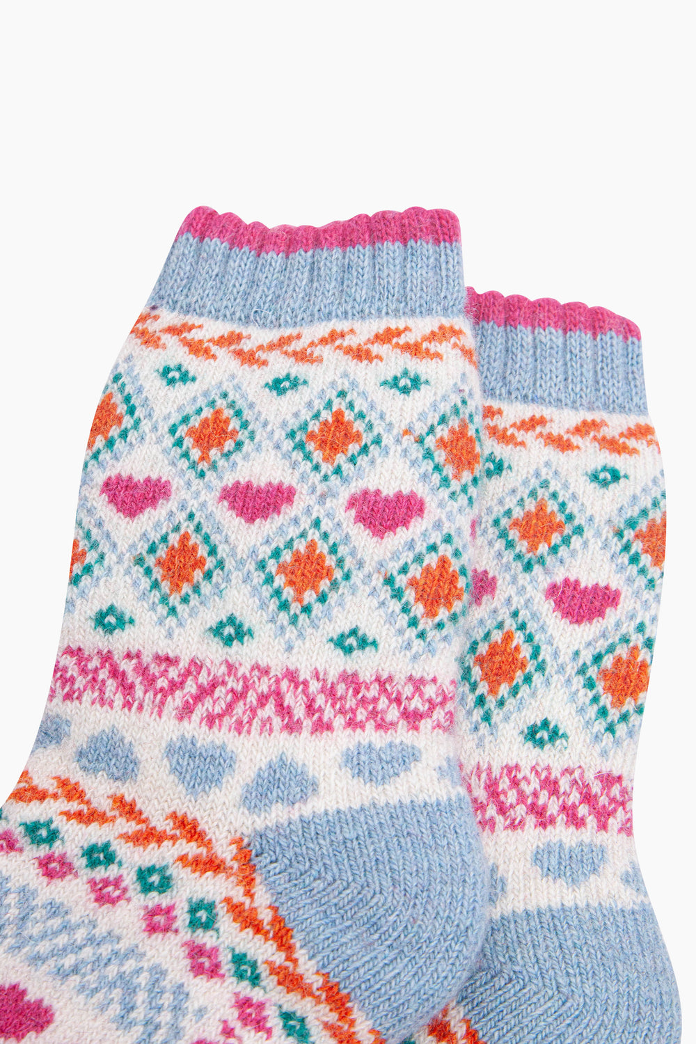 Scandi-Heart-Patterned-Wool-Socks-in-Red/Cream-Close-Up