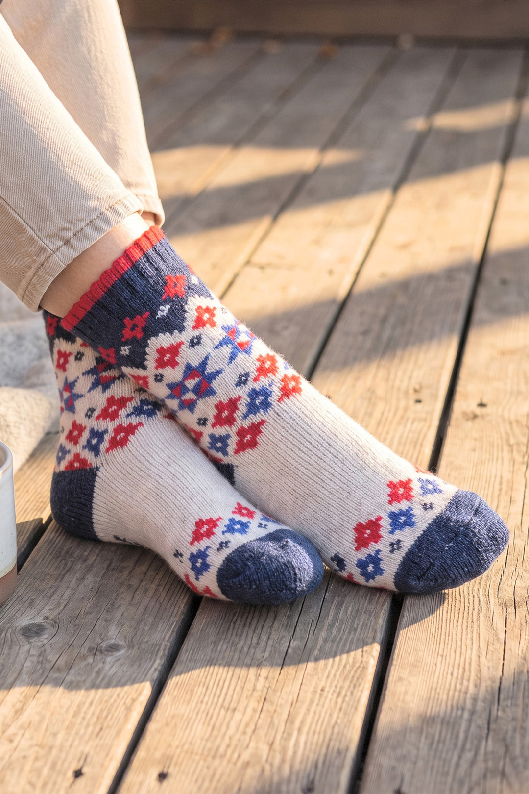 Star--Patterned-Wool-Socks-in-Cream/Navy-Blue