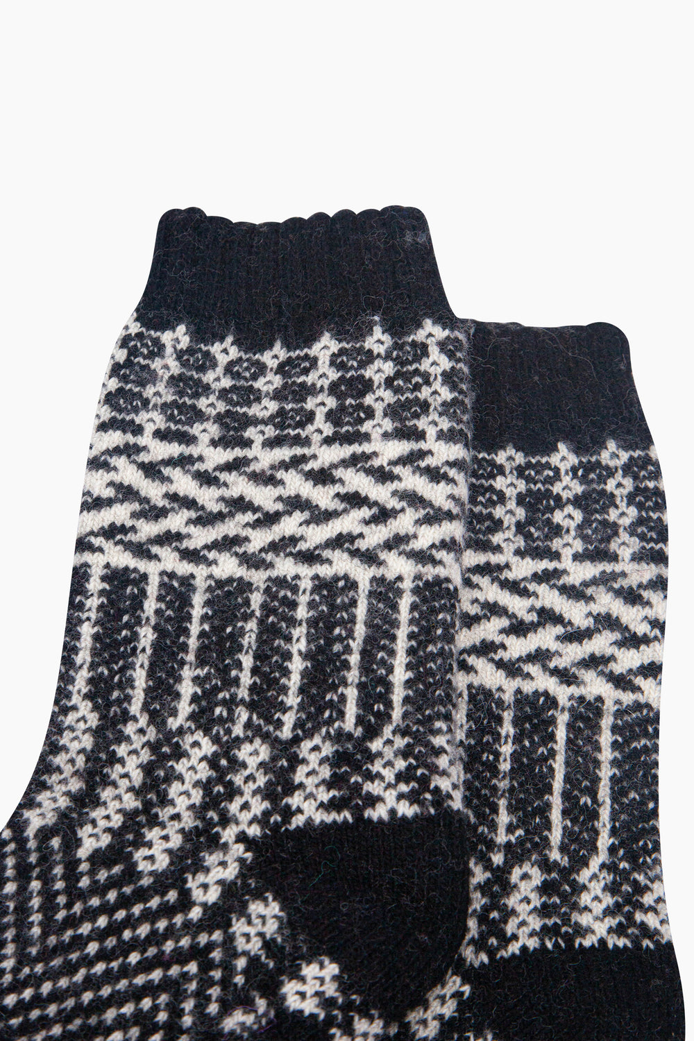 Block-Patterned-Wool-Socks-in-Black-Close-Up