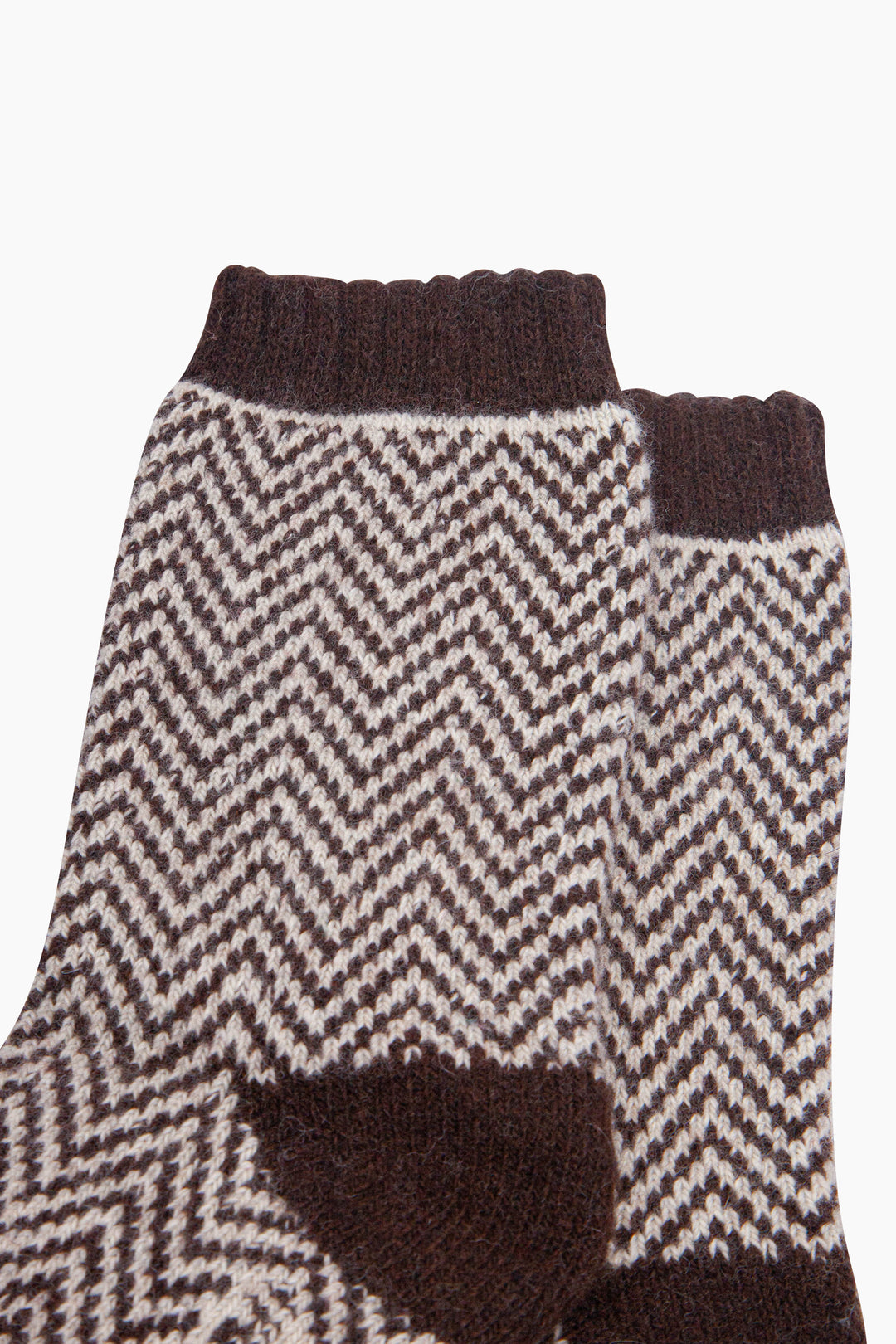 Chevron-Patterned-Wool-Socks-in-Brown-Close-Up