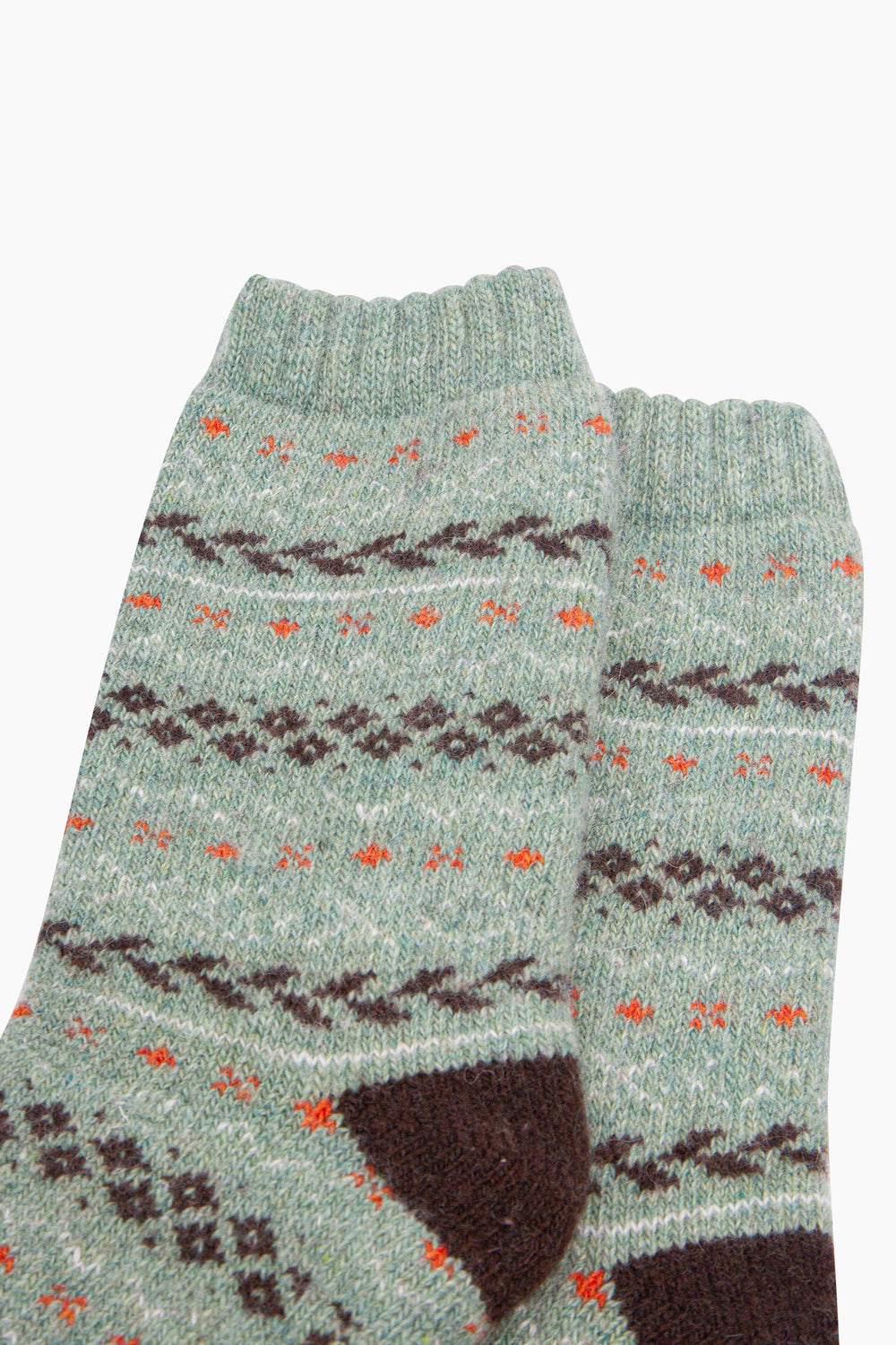 Fair-Isle-Patterned-Wool-Socks-in-Green/Brown-Close-Up
