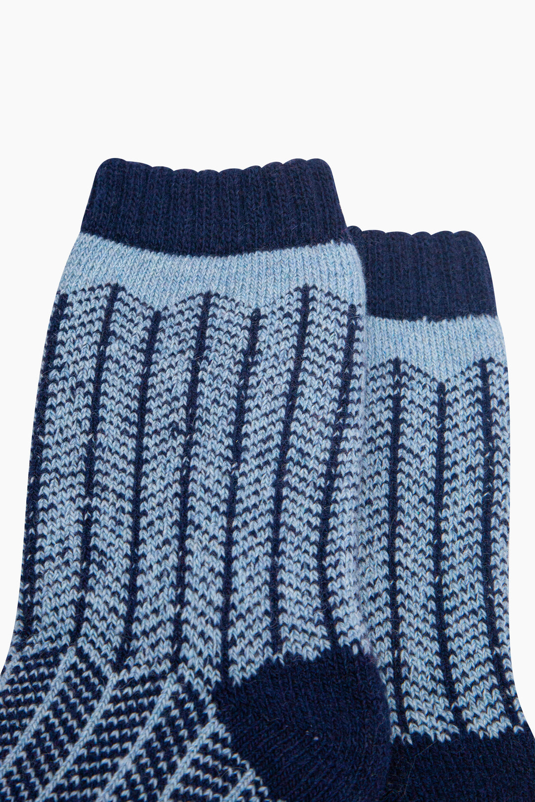 Herringbone-Patterned-Wool-Socks-in-Navy-Blue/Sky-Blue-Close-Up