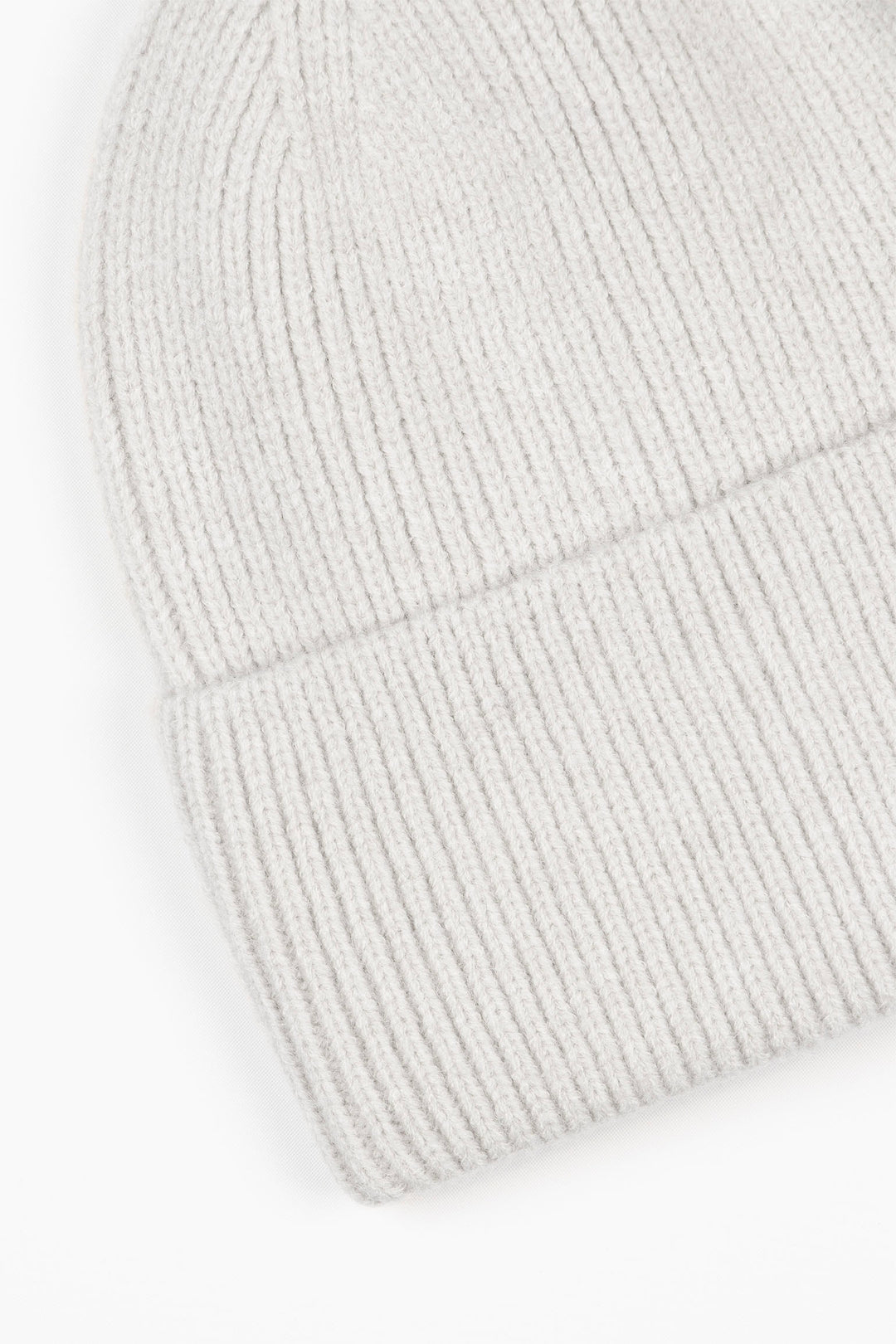 Ribbed-Knit-Men's-Beanie-Hat-in-Grey
