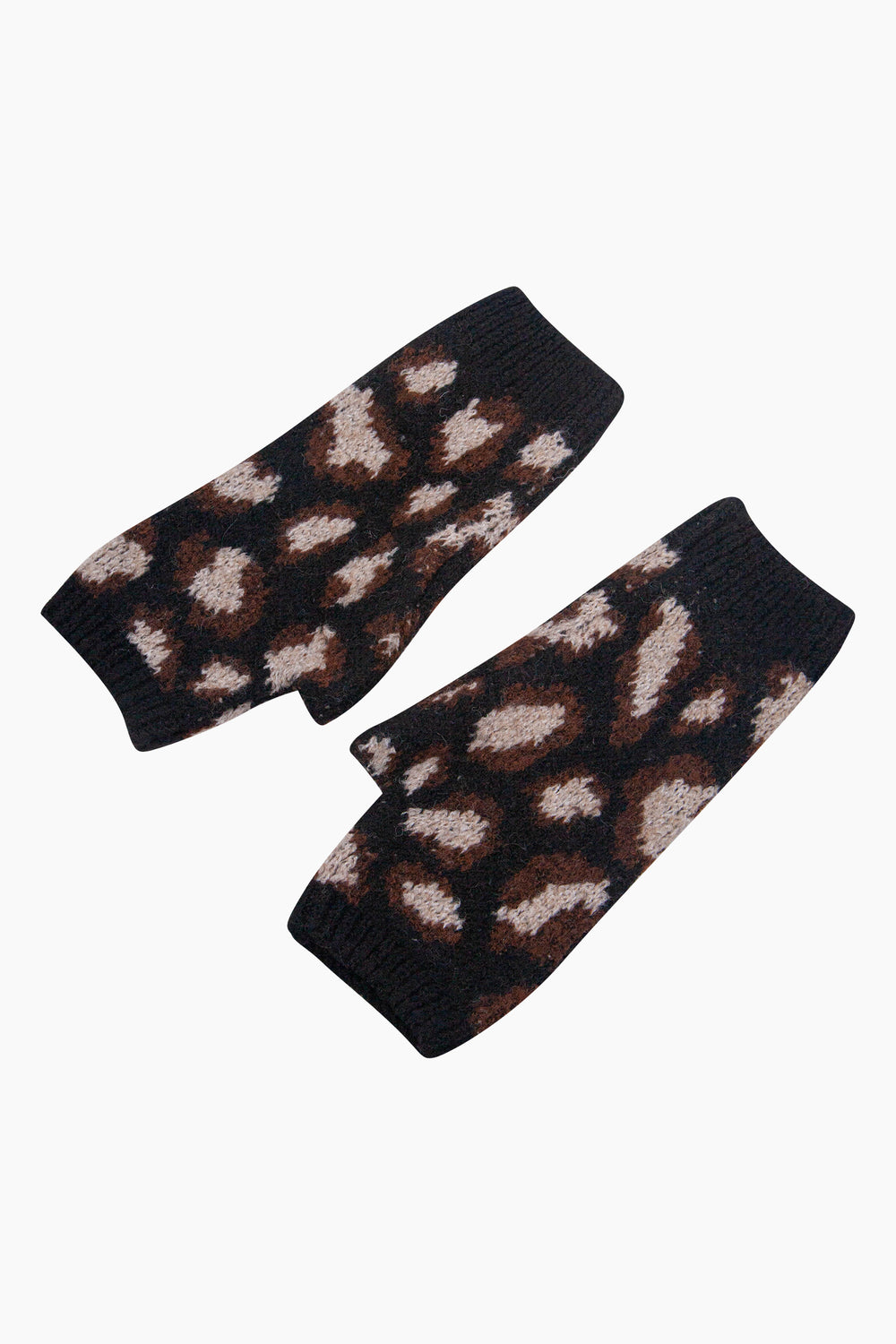 Leopard-Print-Wrist-Warmer-in-Black