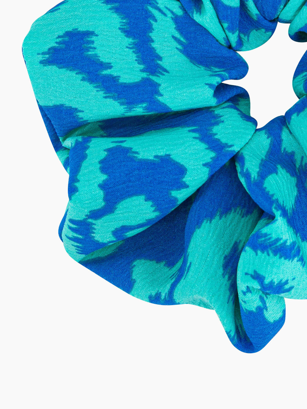 dakota-large-hair-scrunchie-blue-animal-print-close-up-pattern