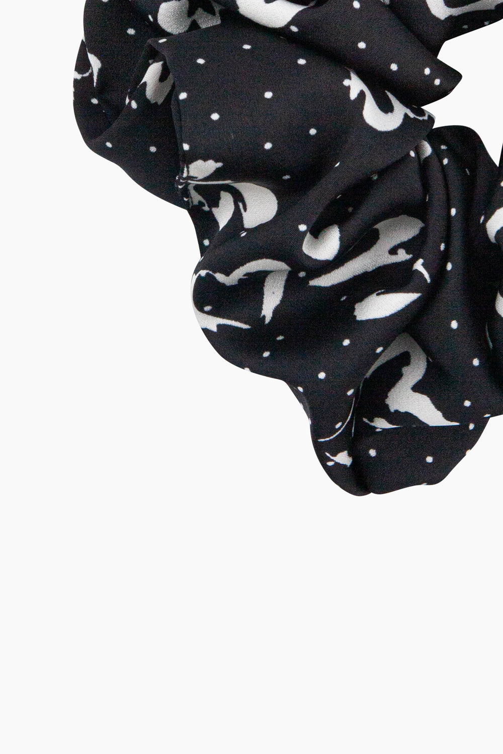 Large-Love-Heart-Scrunchie-in-Black-Closeup