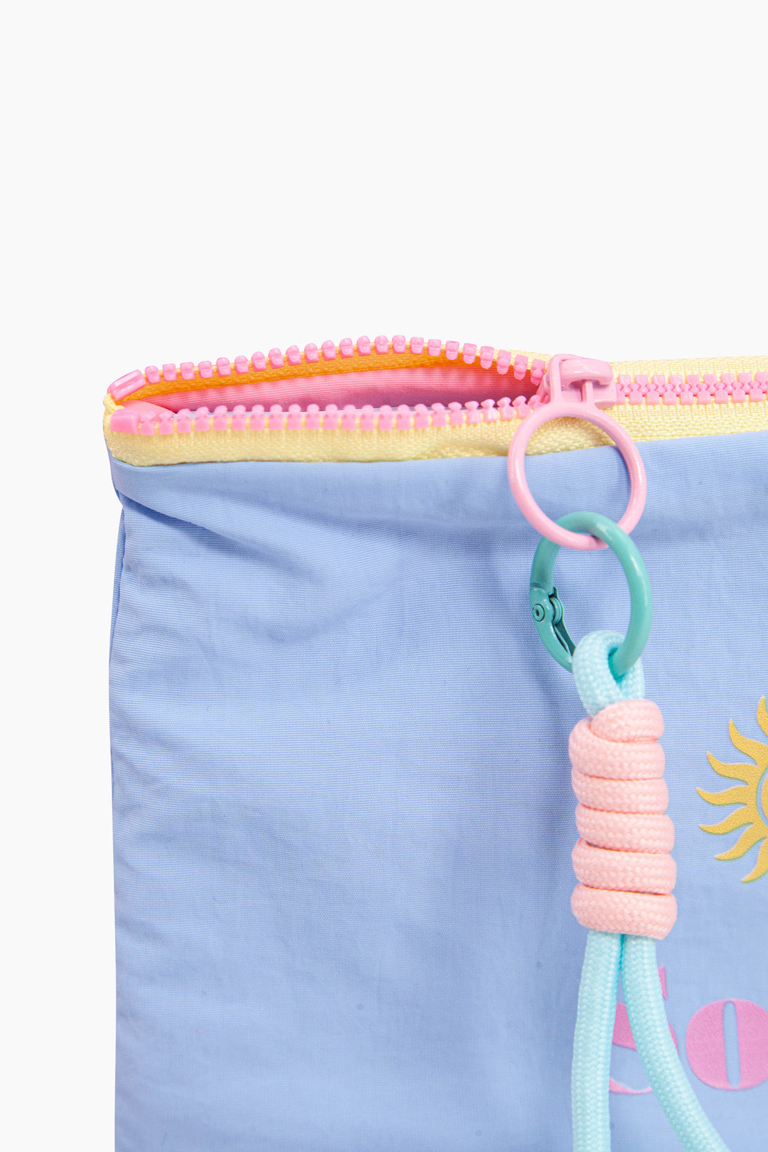 Soleil-Recycled-Polyester-Makeup-Bag-in-Blue-Zip-Close-Up