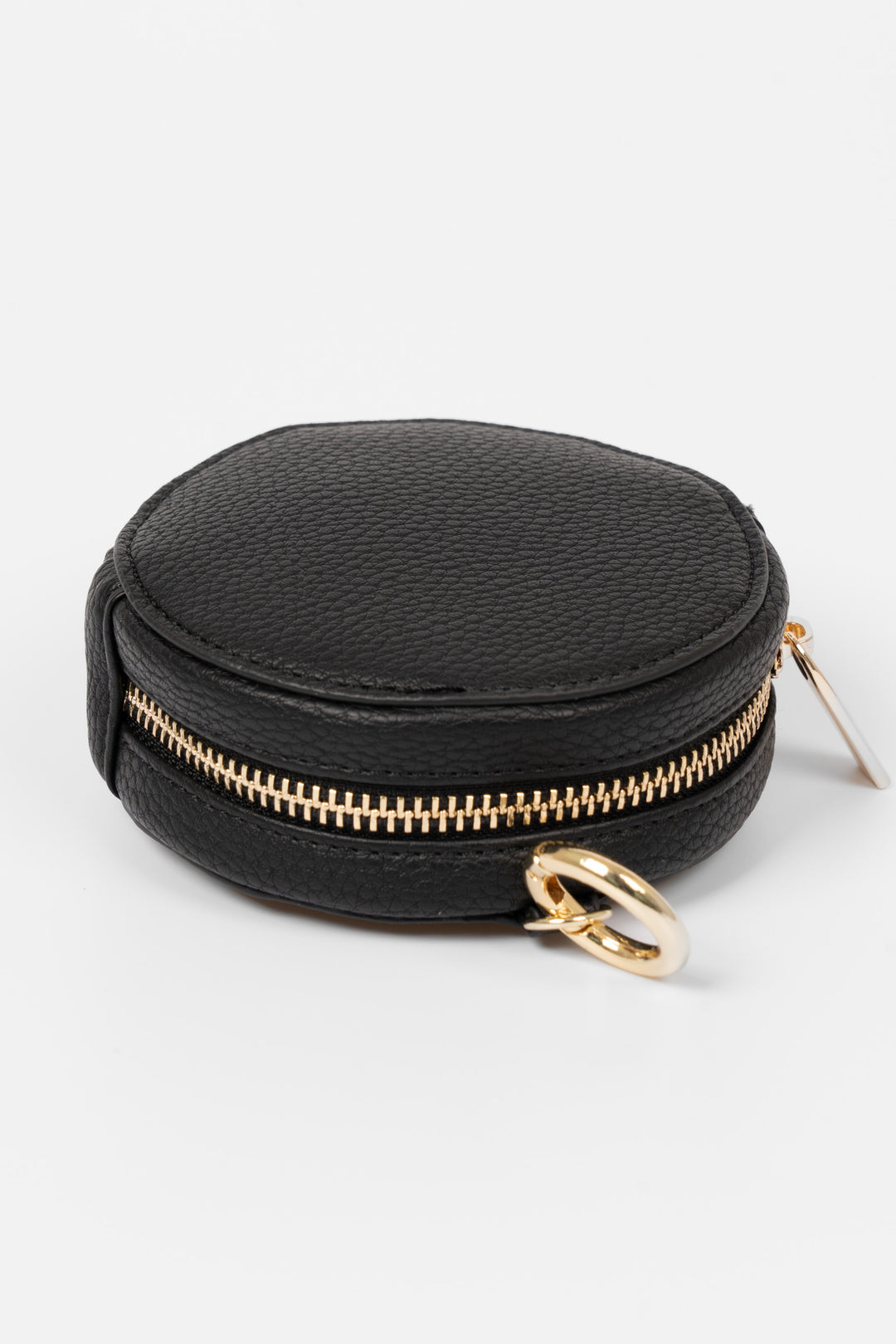 finley-round-coin-purse-black-pebbled-faux-leather-zip-closure