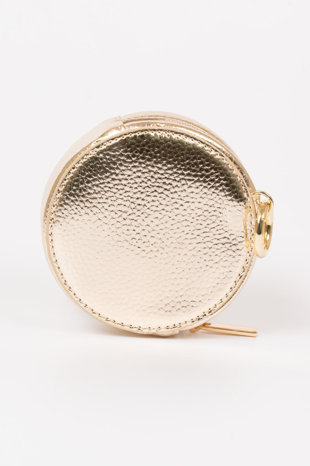 finley-round-coin-purse-gold-metallic-faux-leather-gold-hoop-attachment