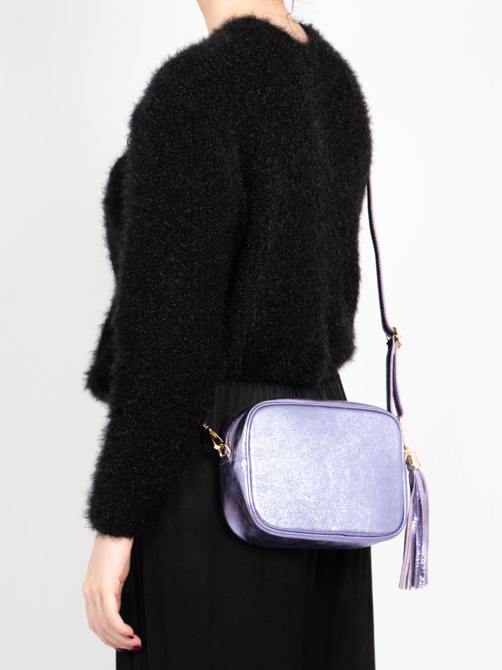 beau-italian-leather-crossbody-bag-lilac-metallic-worn-by-model