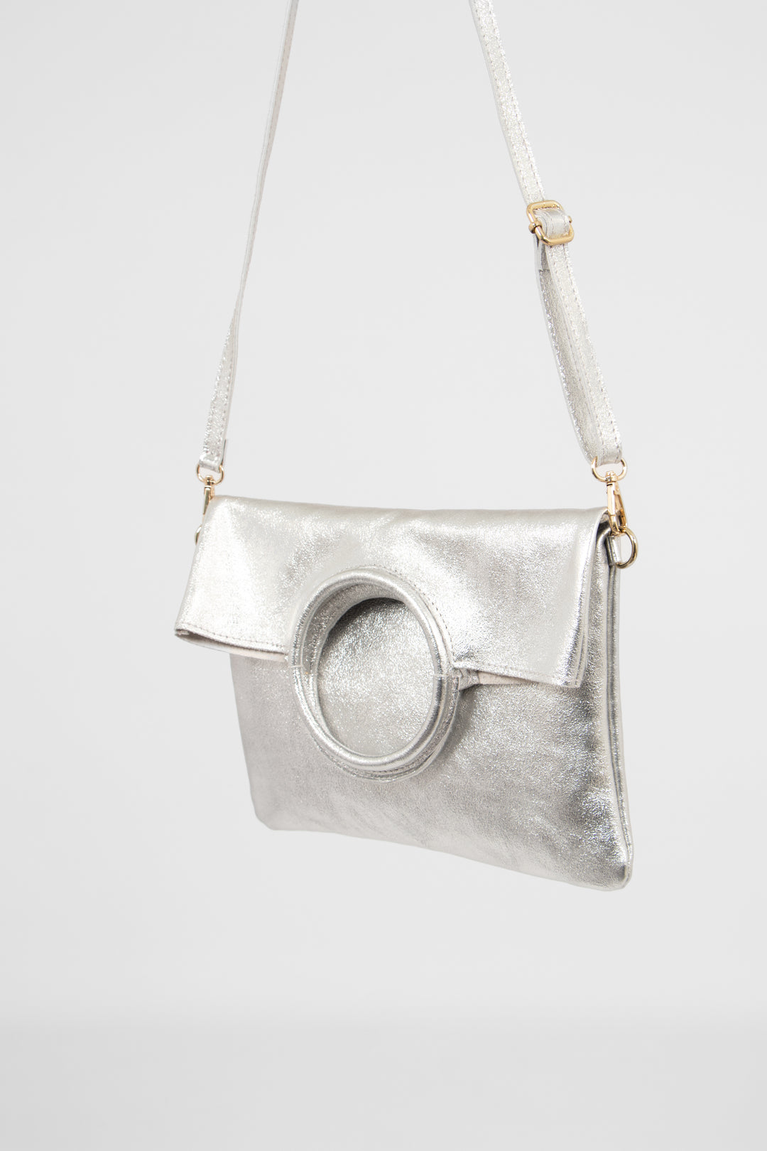 rowan-italian-leather-2pc-crossbody-bag-set-silver-metallic-attached-strap