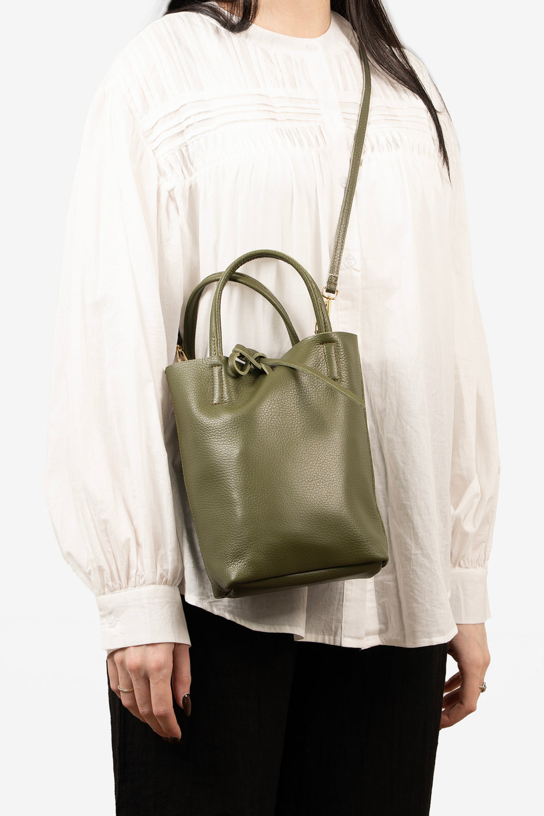 verona-italian-leather-small-tote-bag-khaki-pebbled-worn-crossbody-model