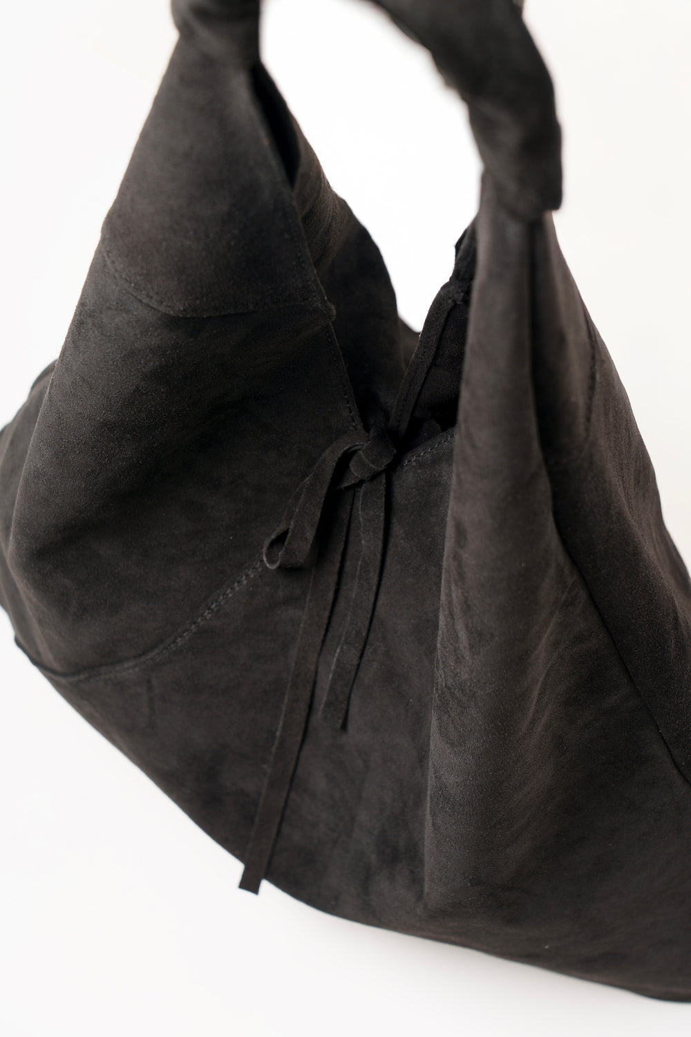 nell-black-italian-suede-leather-shoulder-bag-close-up-fabric