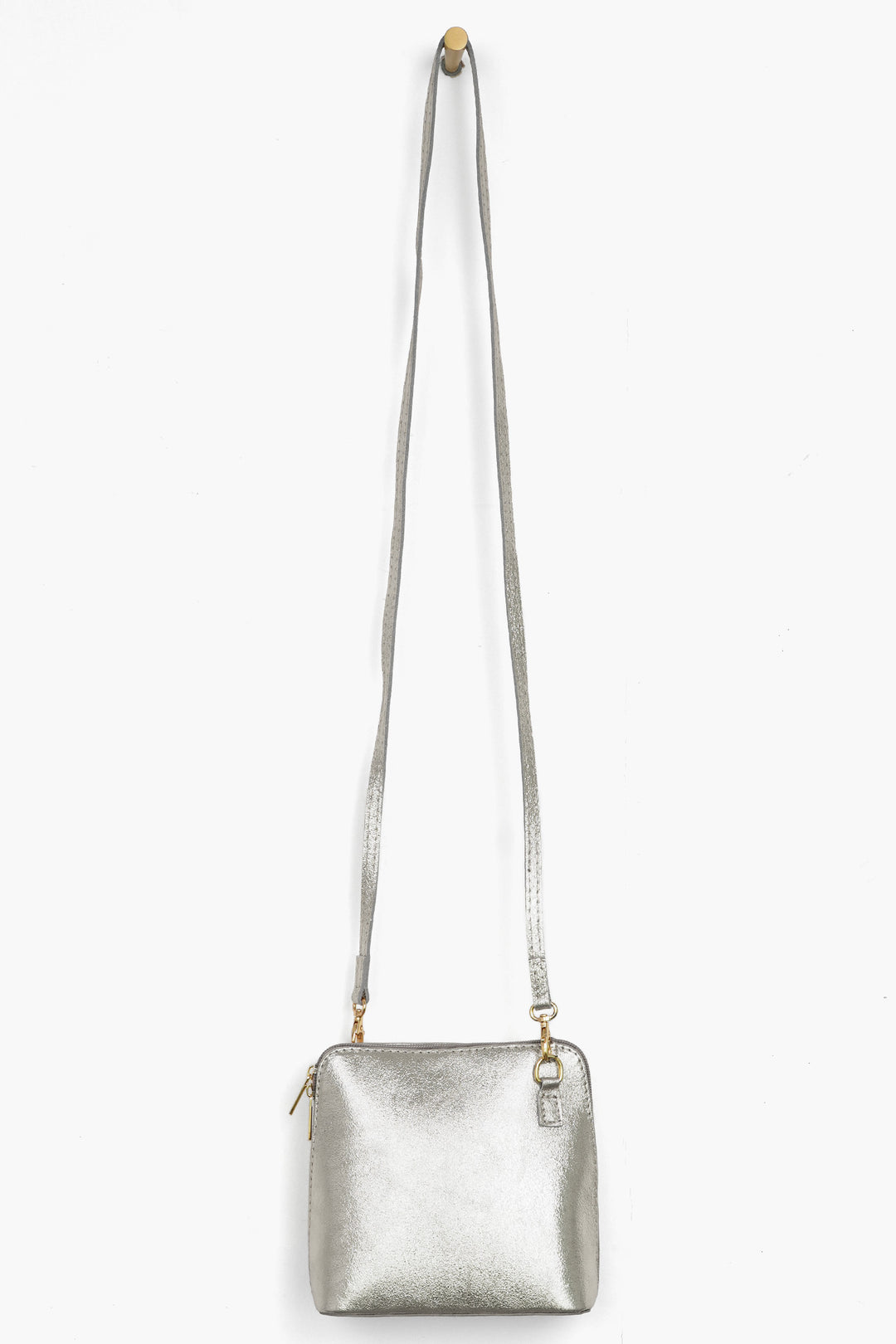 square-italian-leather-crossbody-bag-in-silver-shoulder-strap