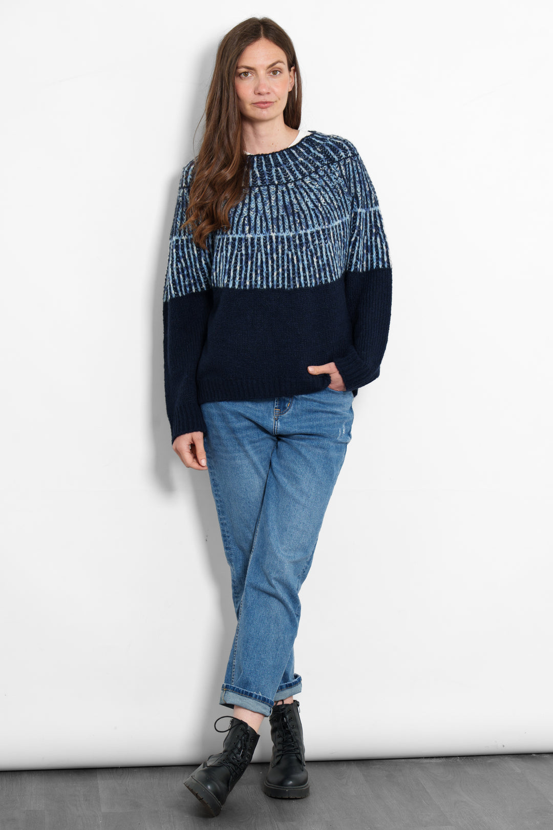 tilda-wool-blend-jumper-navy-blue-blue-scandi-styled-casual-blue-jeans