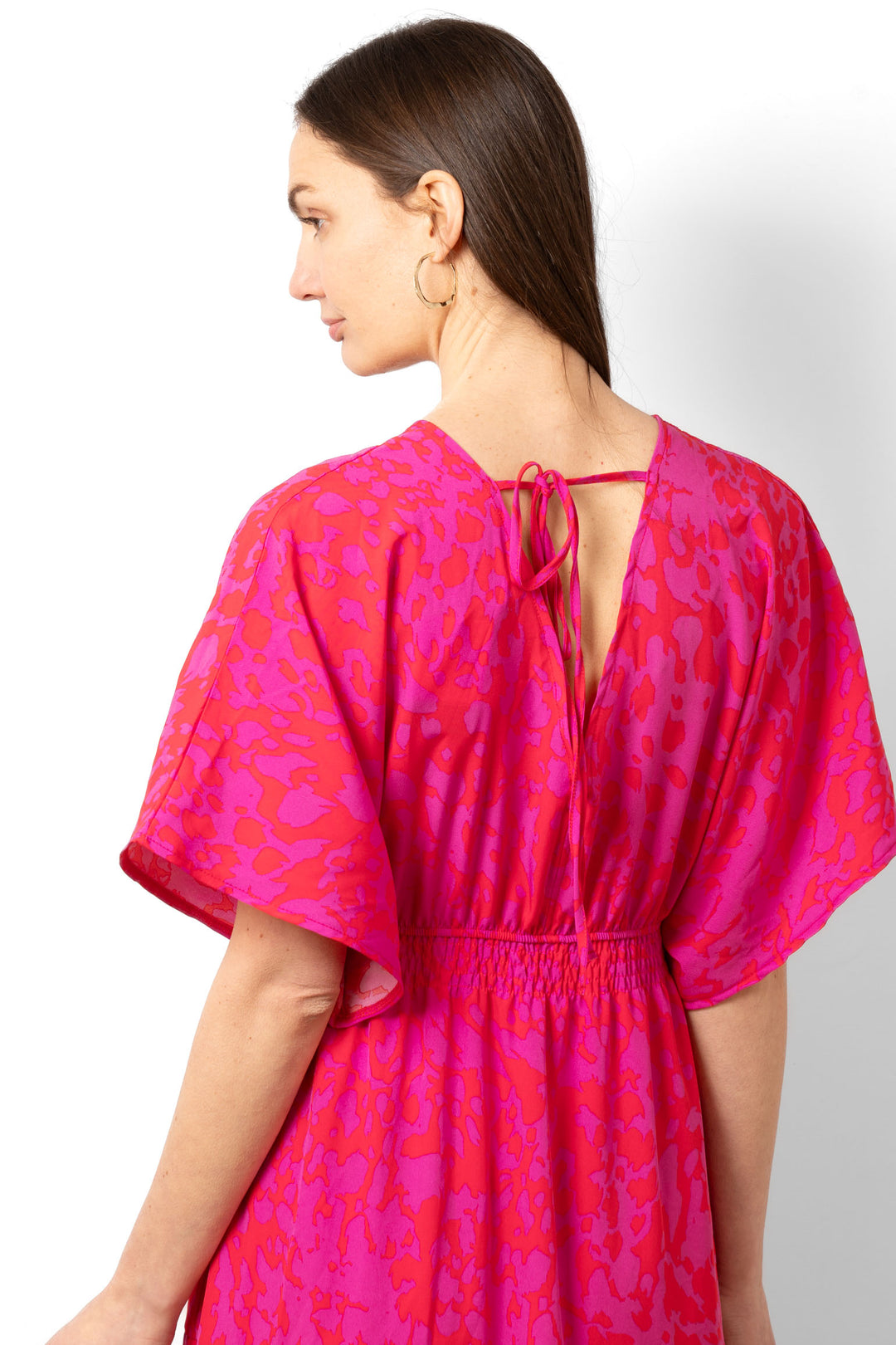 sienna-maxi-kaftan-dress-hot-pink-abstract-print-rear-neck-tie-fastening