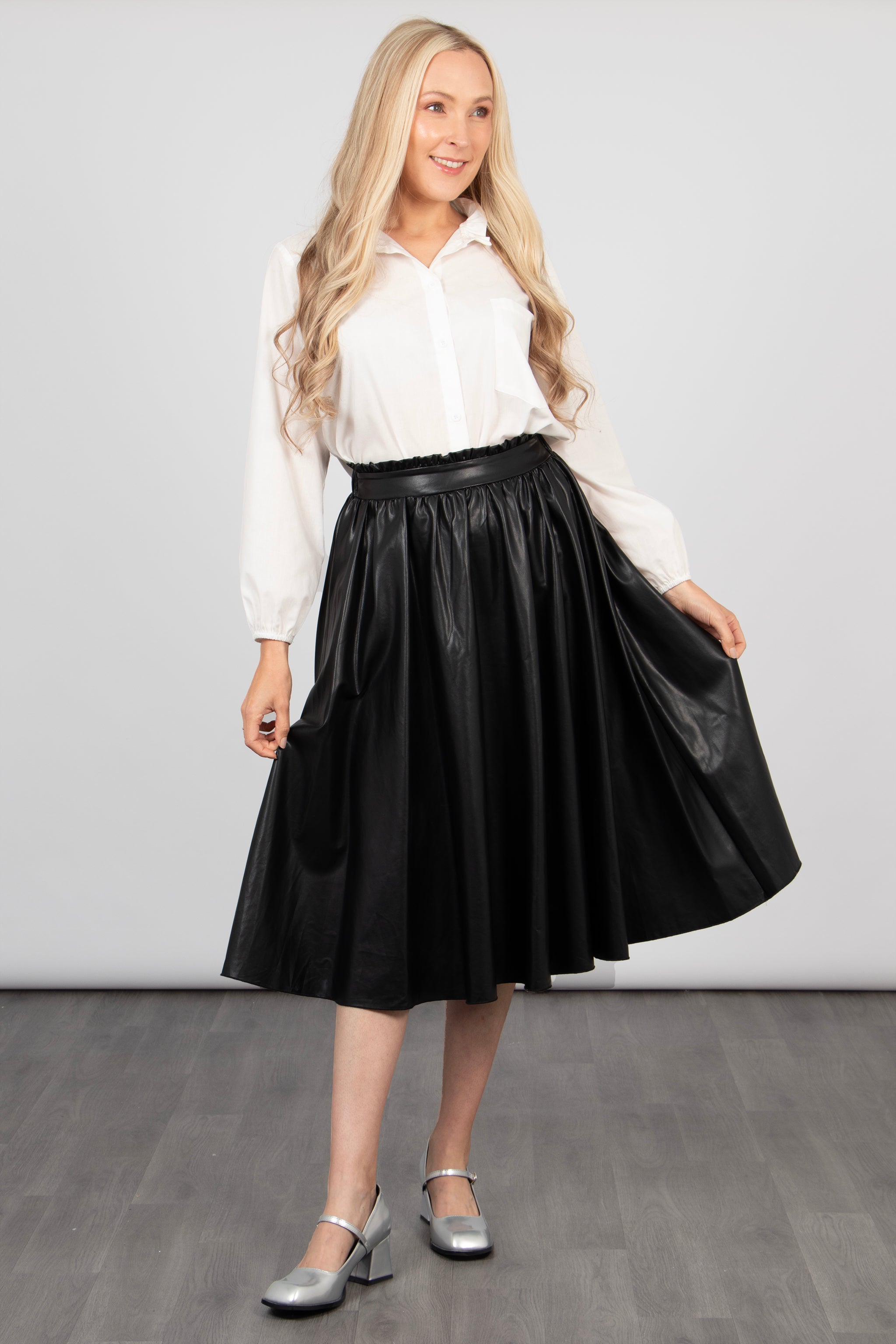 Pleather white skirt best sale