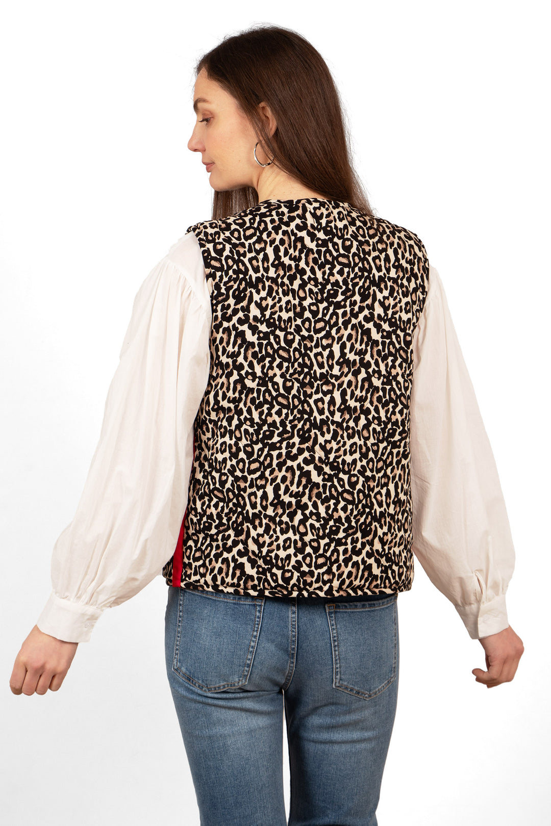 rear view of the leopard print quilted gilet