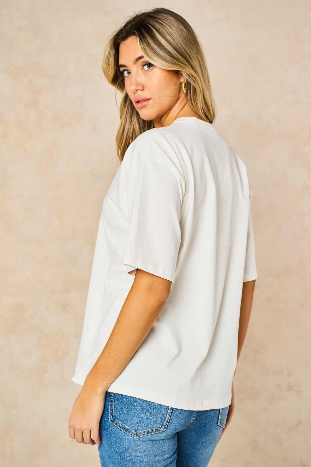 cotton-white-t-shirt-with-silver-unique-word-print-graphic