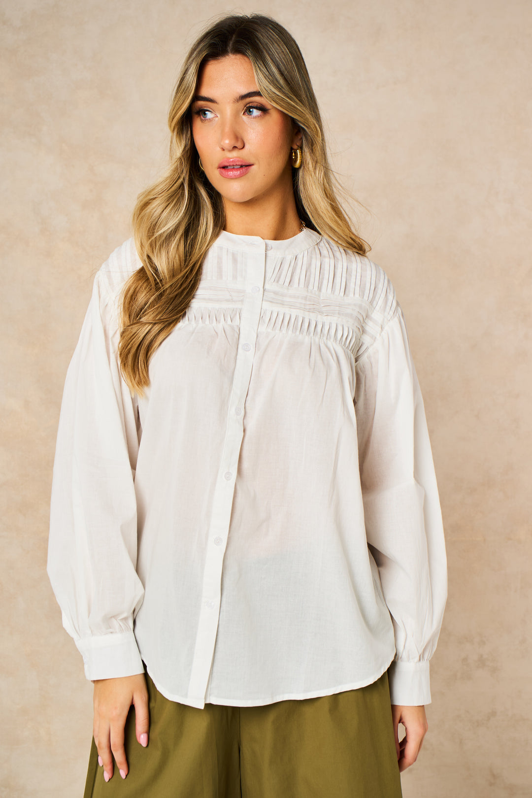 libby-long-sleeve-button-down-cotton-shirt-white-pleated
