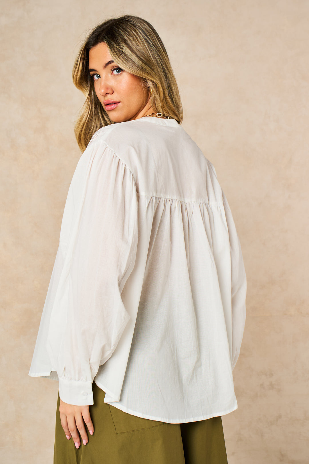 libby-long-sleeve-button-down-cotton-shirt-white-pleated